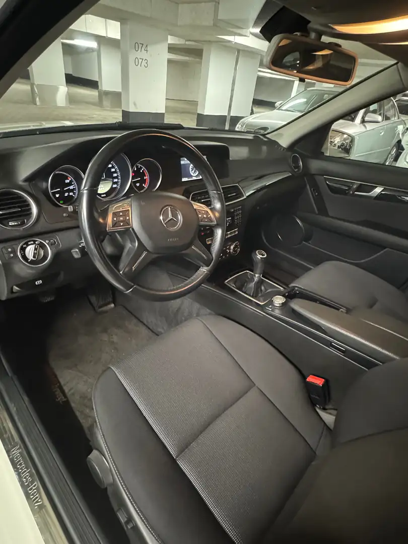 Mercedes-Benz C 180 Cdi 1.Hand Tuv 12.26 scheckheftgepflegt Weiß - 2
