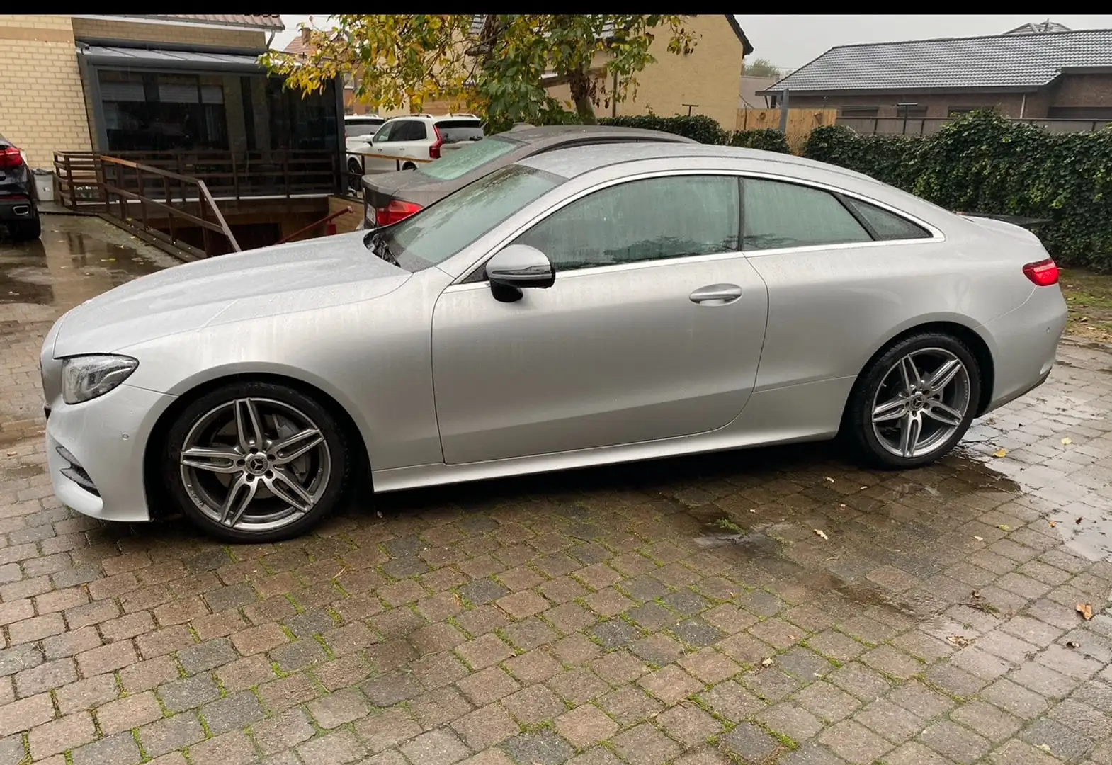 Mercedes-Benz 200 E200 AMG Gümüş rengi - 1