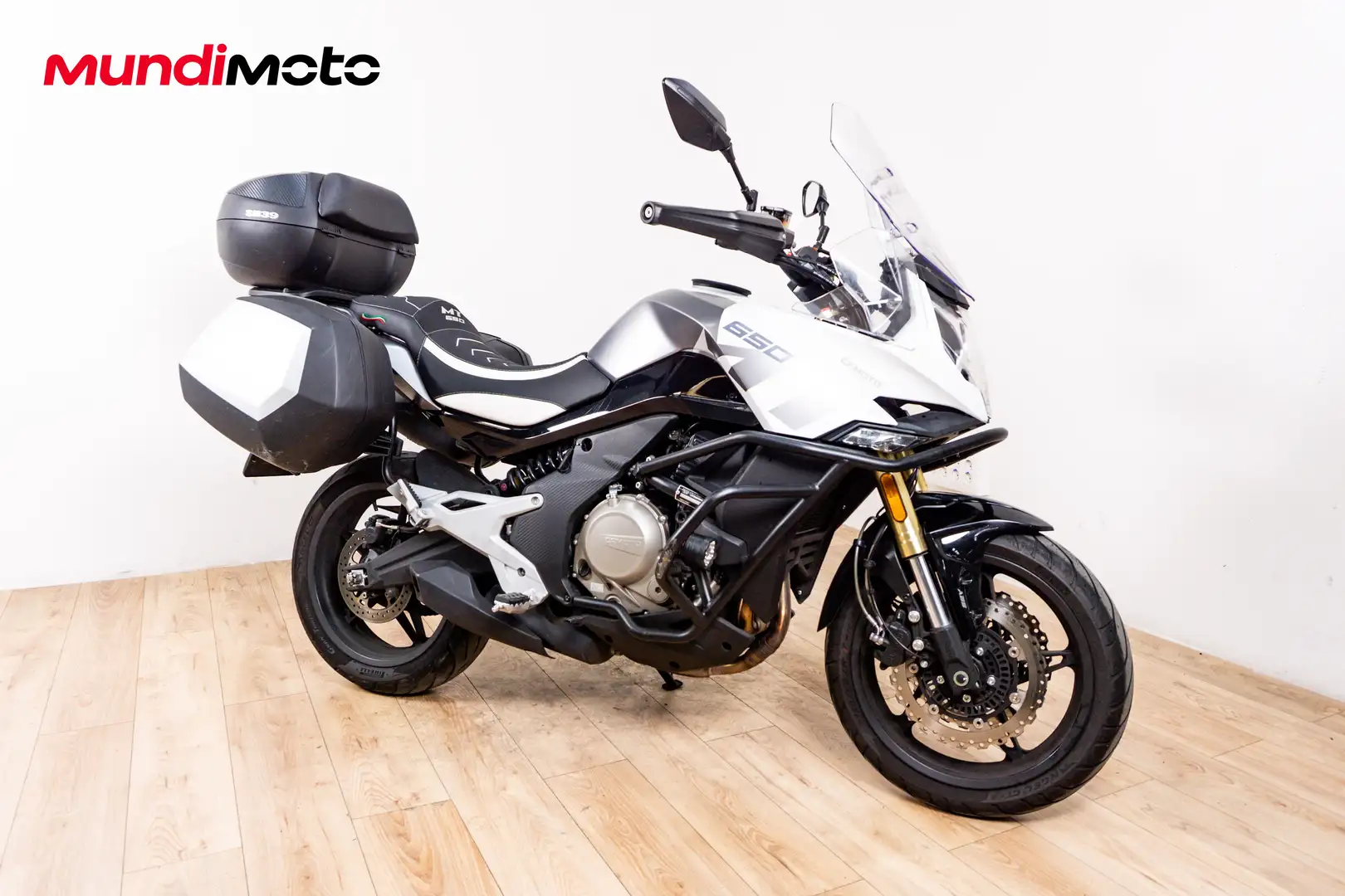 CFMOTO 650 MT - 2