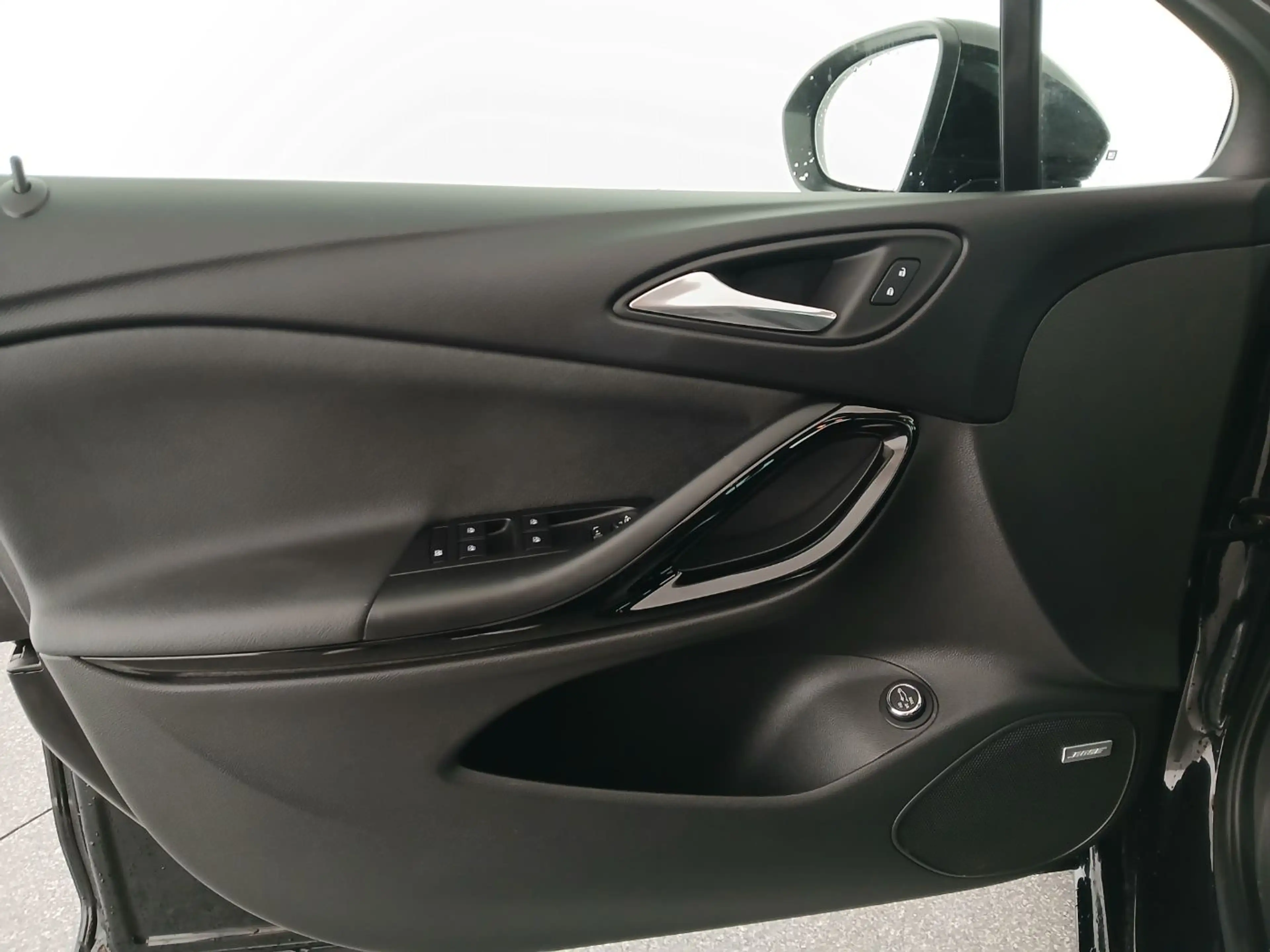 Opel Astra K ST 1.4 Turbo DSG Ultimate LENKRADHZG+LM — photo 12