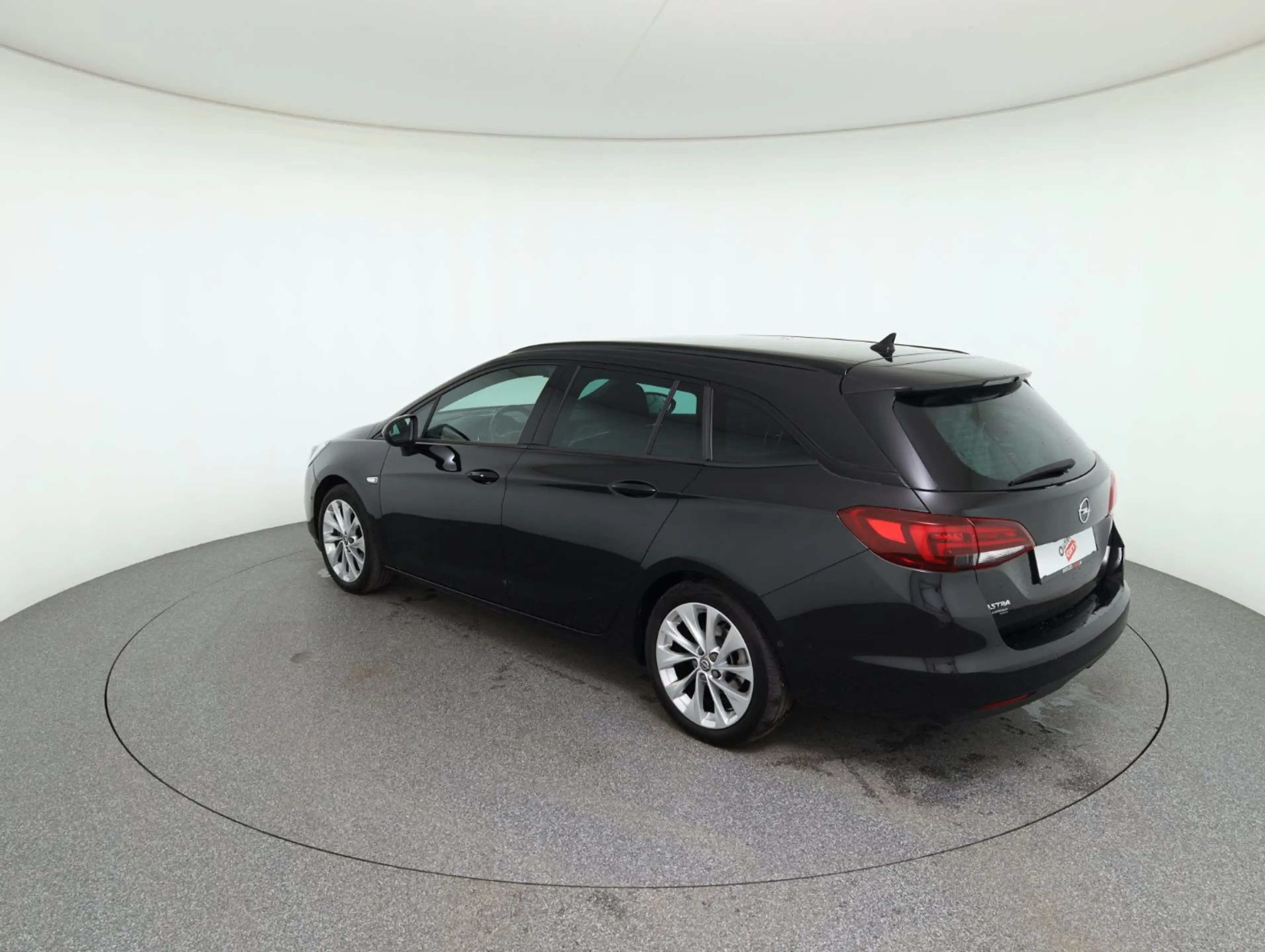 Opel Astra K ST 1.4 Turbo DSG Ultimate LENKRADHZG+LM — photo 9