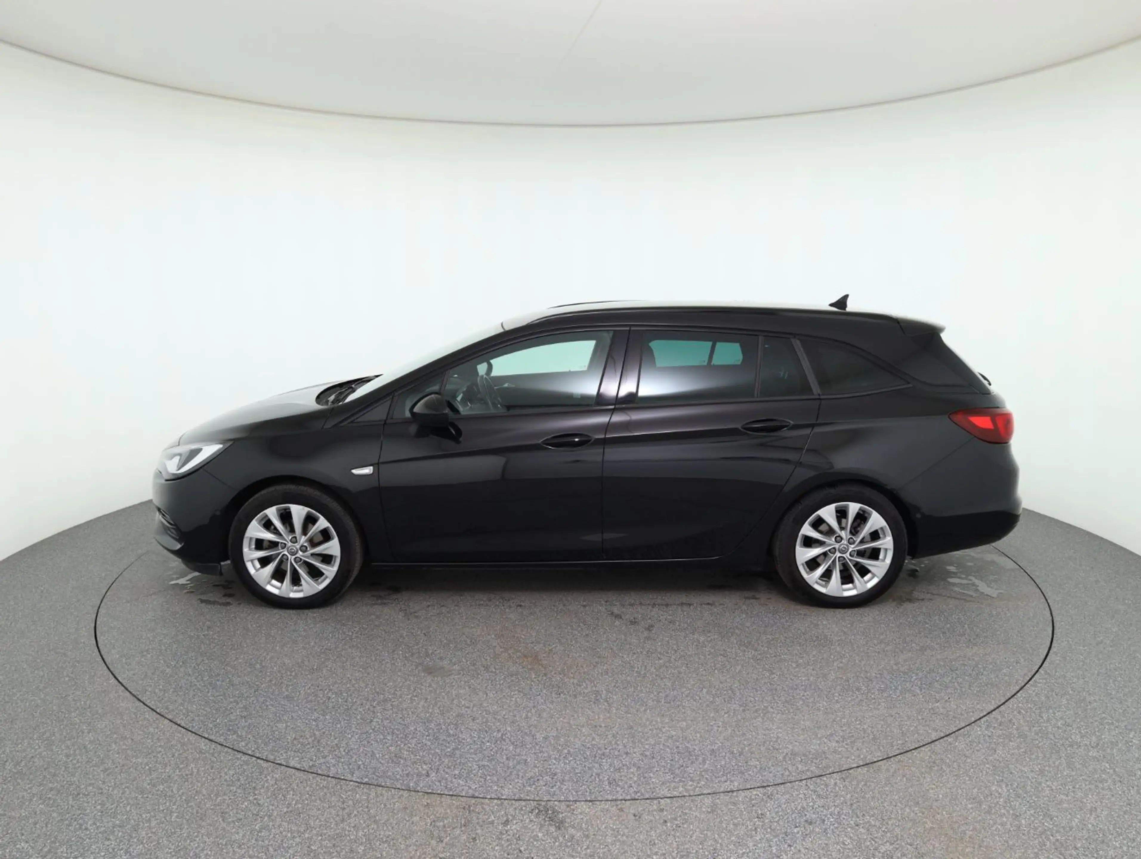 Opel Astra K ST 1.4 Turbo DSG Ultimate LENKRADHZG+LM — photo 10