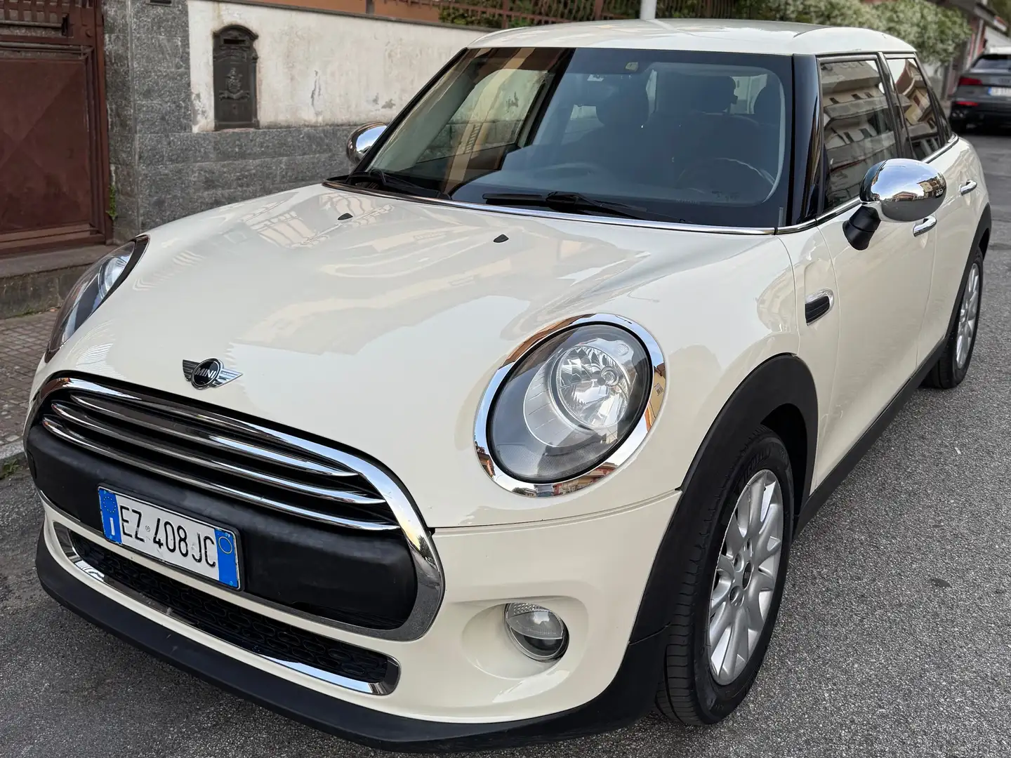 MINI One D Mini IV F55-F56 2014 1.5 5p Béžová - 2
