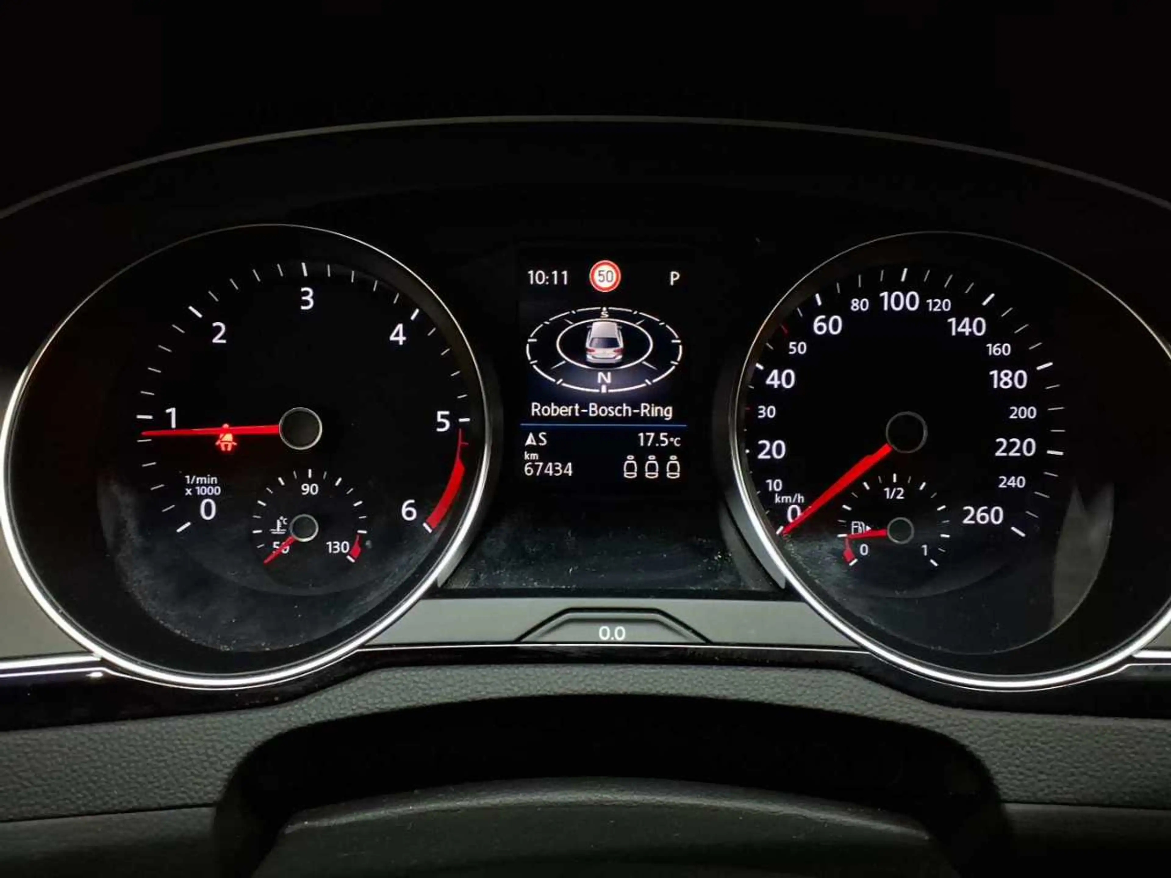 Volkswagen Passat Passat Variant 2.0 TDI DSG Business — photo 11