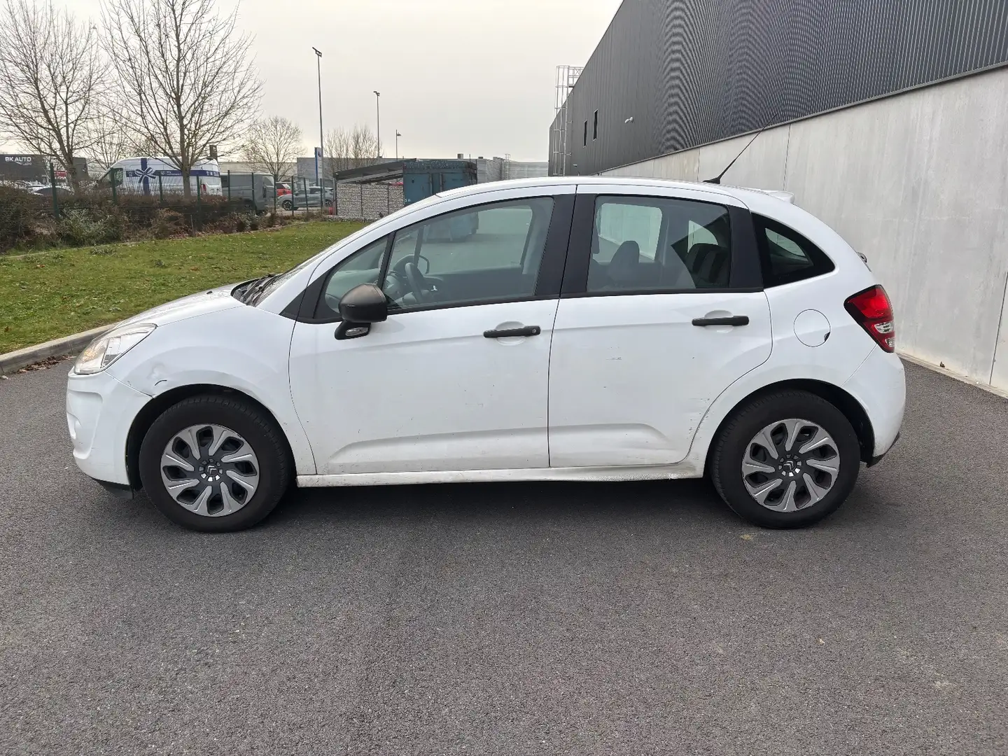 Citroen C3 C3 HDi 70 FAP Confort Weiß - 2