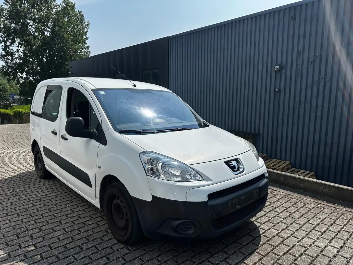 Peugeot Partner 1.6 HDi Blanc - 1
