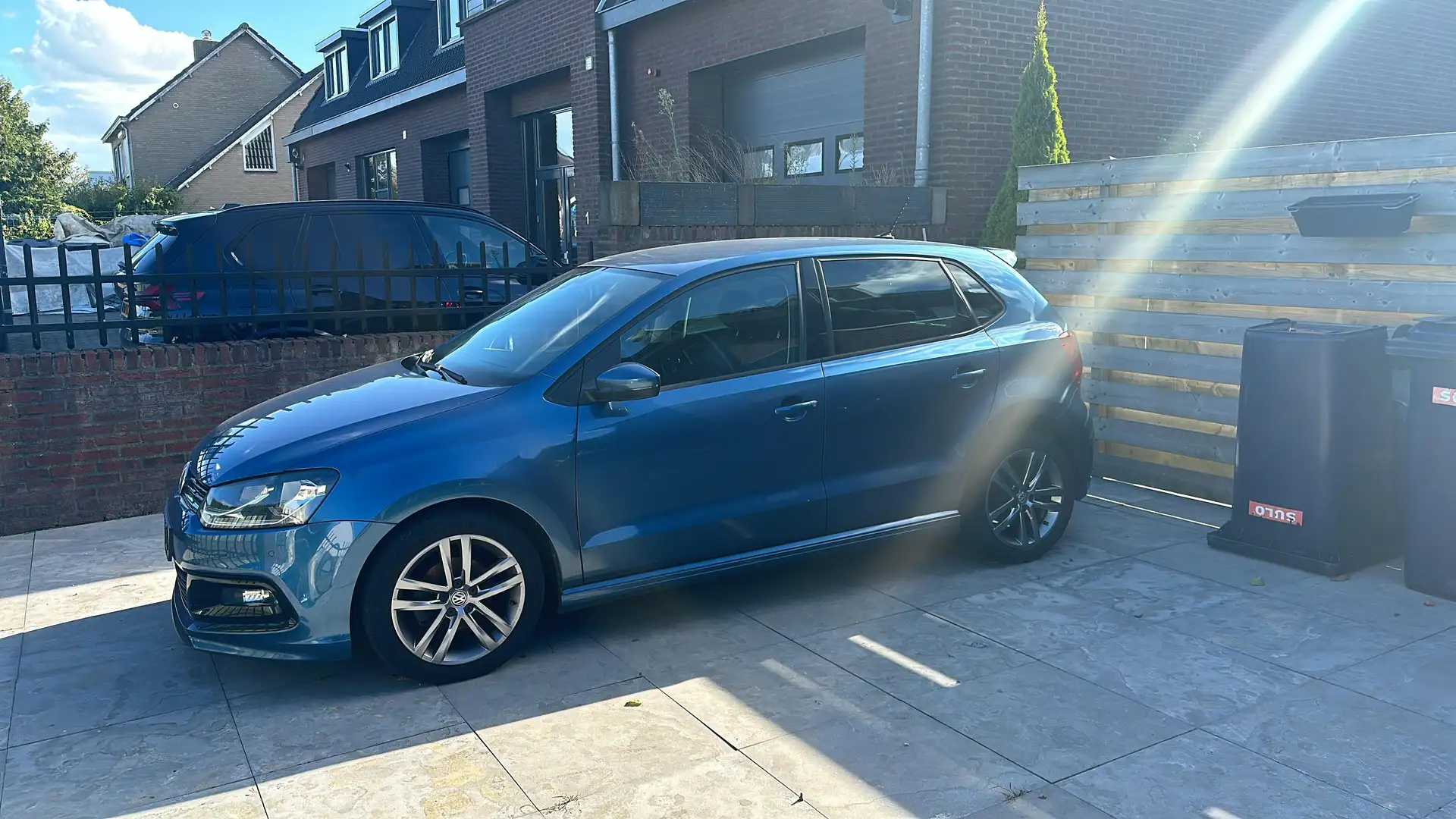 Volkswagen Polo 1.2 TSI R line Blauw - 2