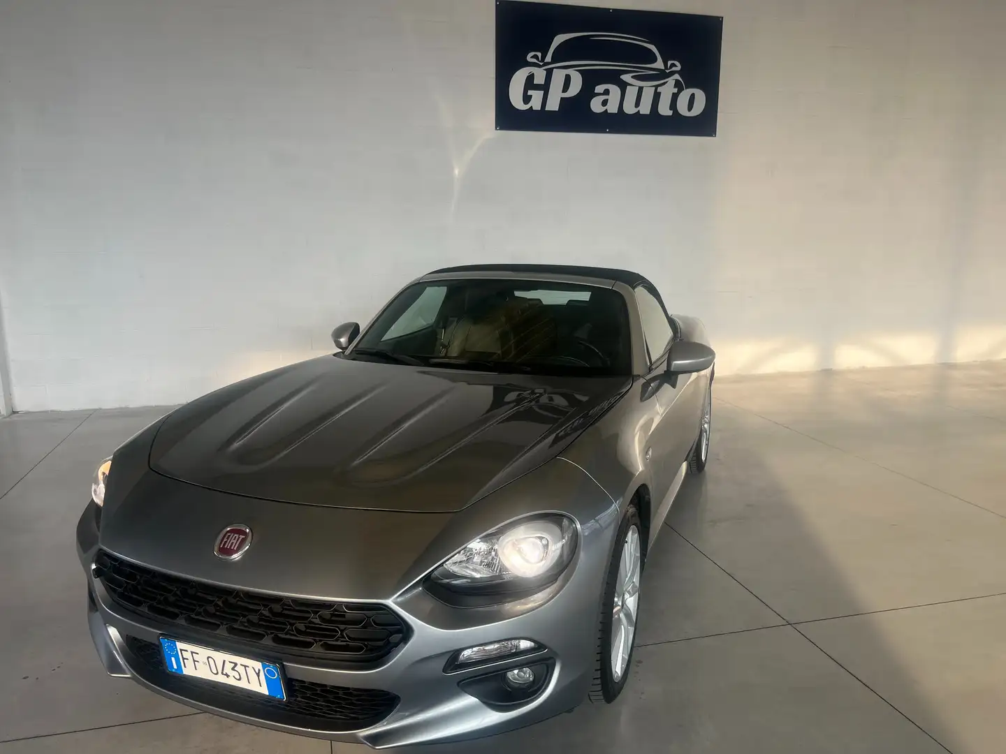 Fiat 124 Spider 124 Spider 1.4 m-air Lusso Gris - 1