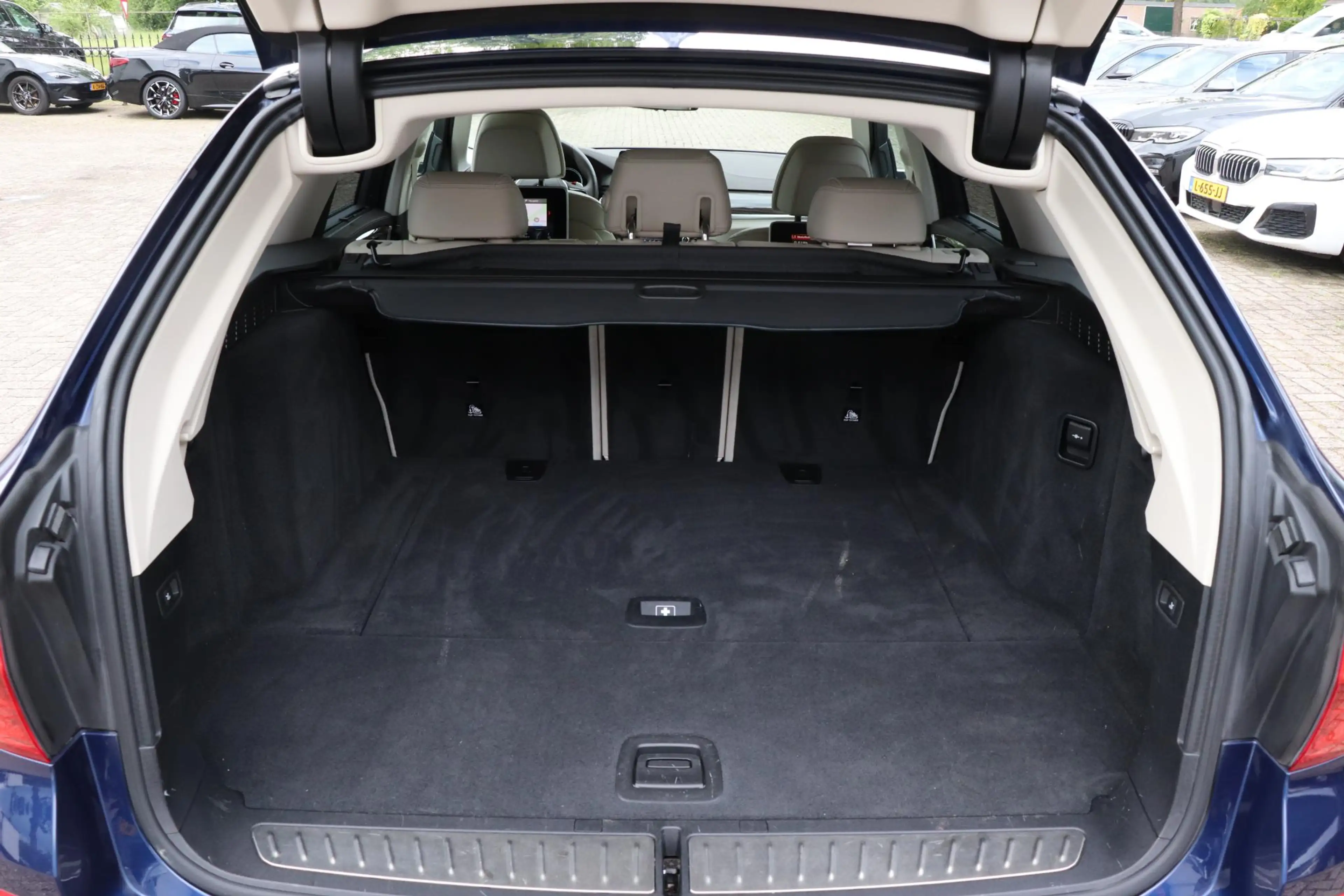 BMW 540 5-serie Touring 540i xDrive High Executive |Luxury — photo 40