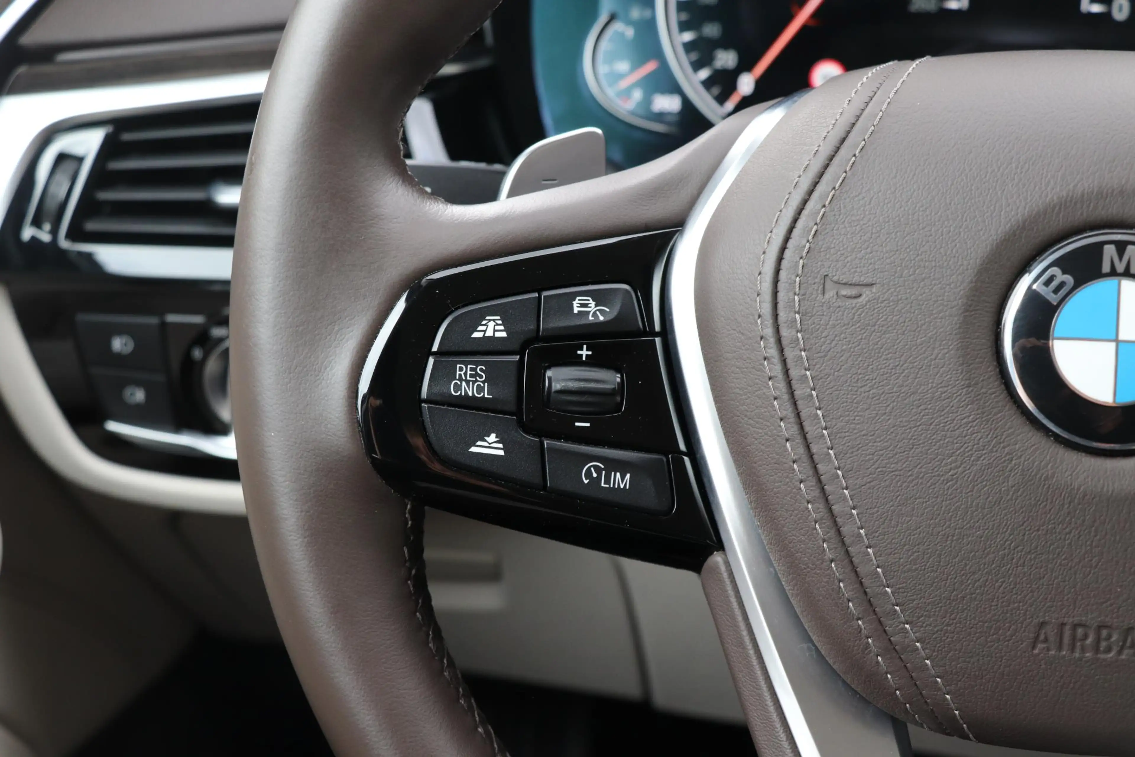 BMW 540 5-serie Touring 540i xDrive High Executive |Luxury — photo 45