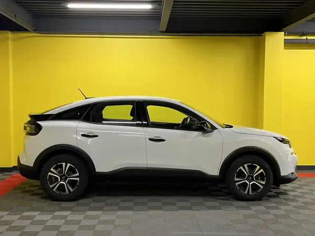 Citroen C4 view 2