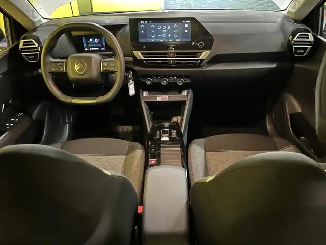 Citroen C4 view 8