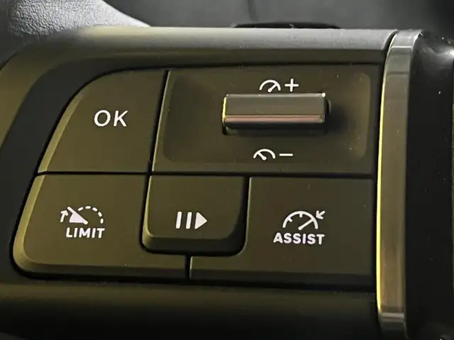 Citroen C4 view 4