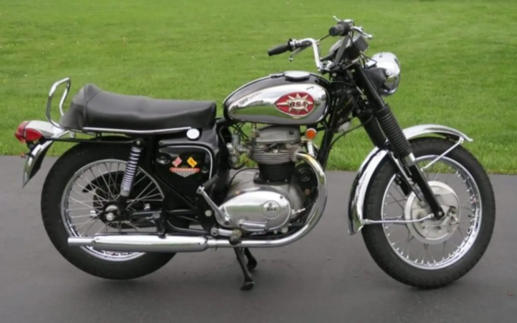 BSA A 65 Thunderbolt Noir - 1