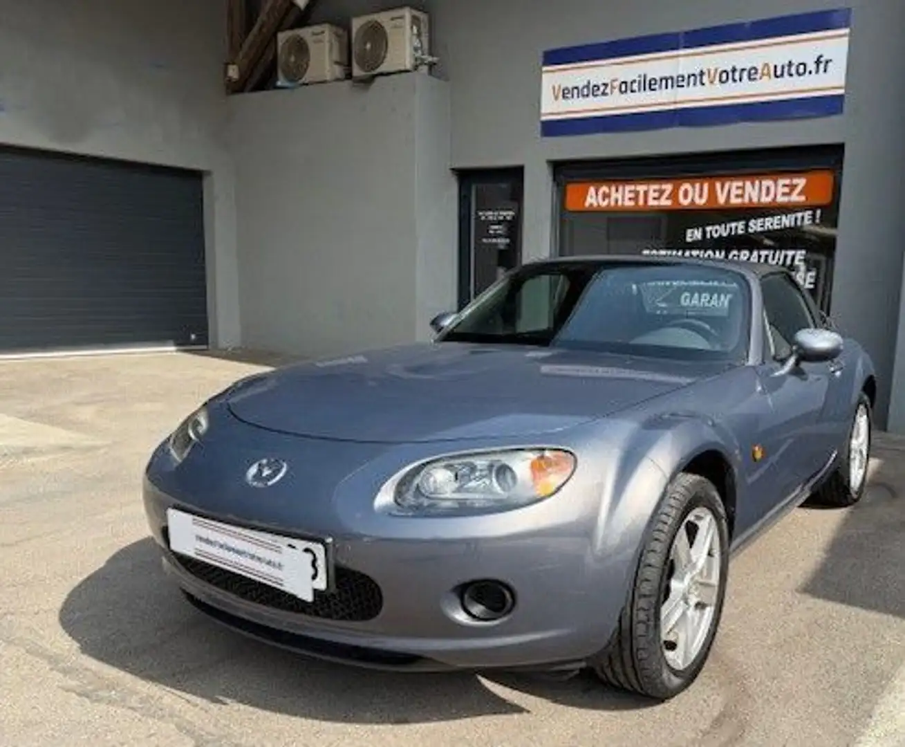 Mazda MX-5 126Ch ROADSTER COUPE 1.8L ELEGANCE CUIR Grau - 1