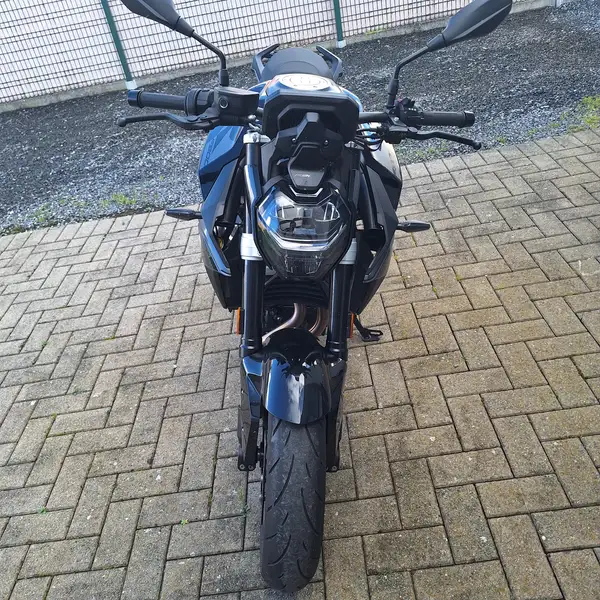 BMW F 900 R - foto 2