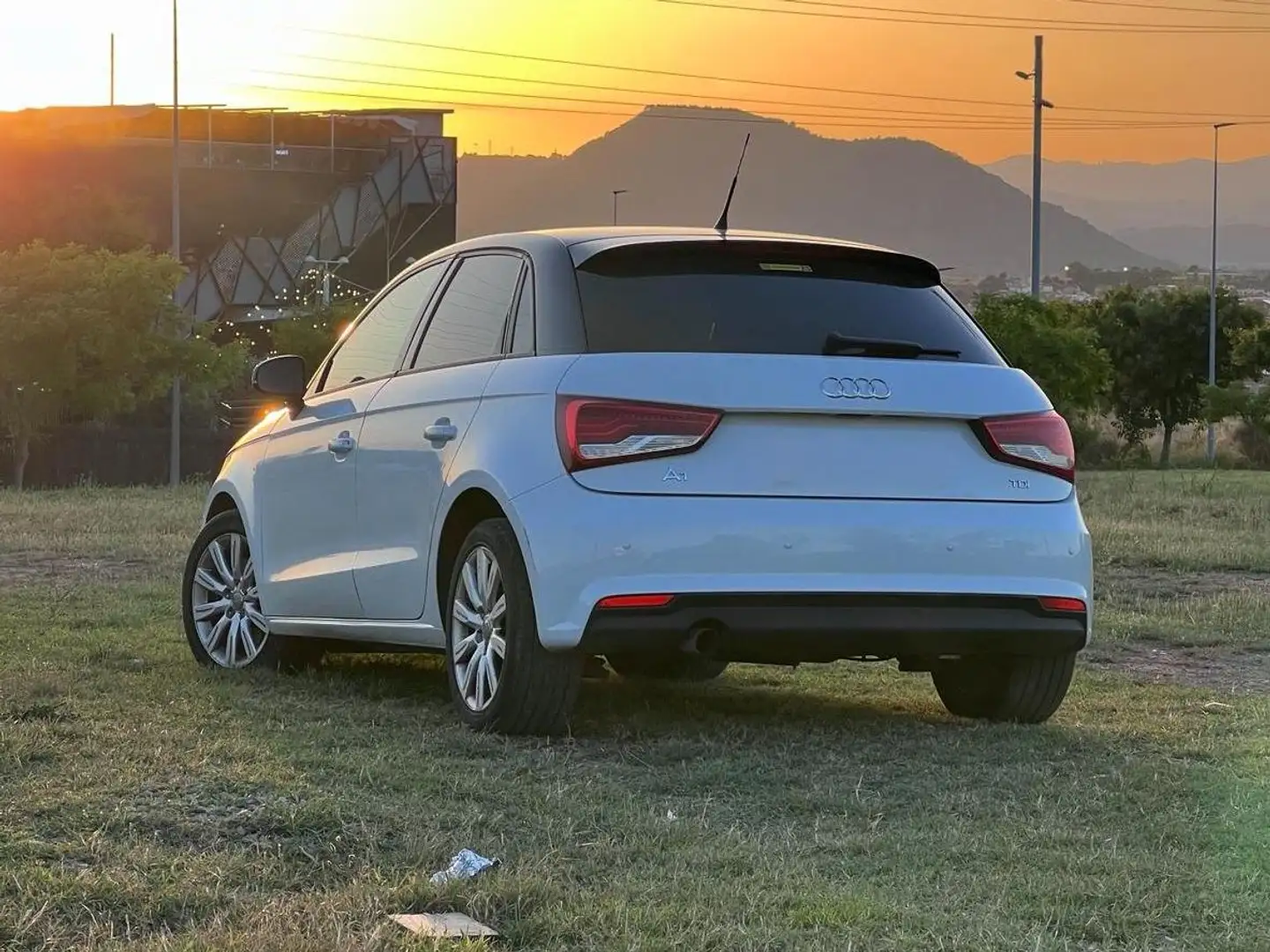 Audi A1 A1 I 2015 Sportback Sportback 1.6 tdi Admired my18 Bianco - 2