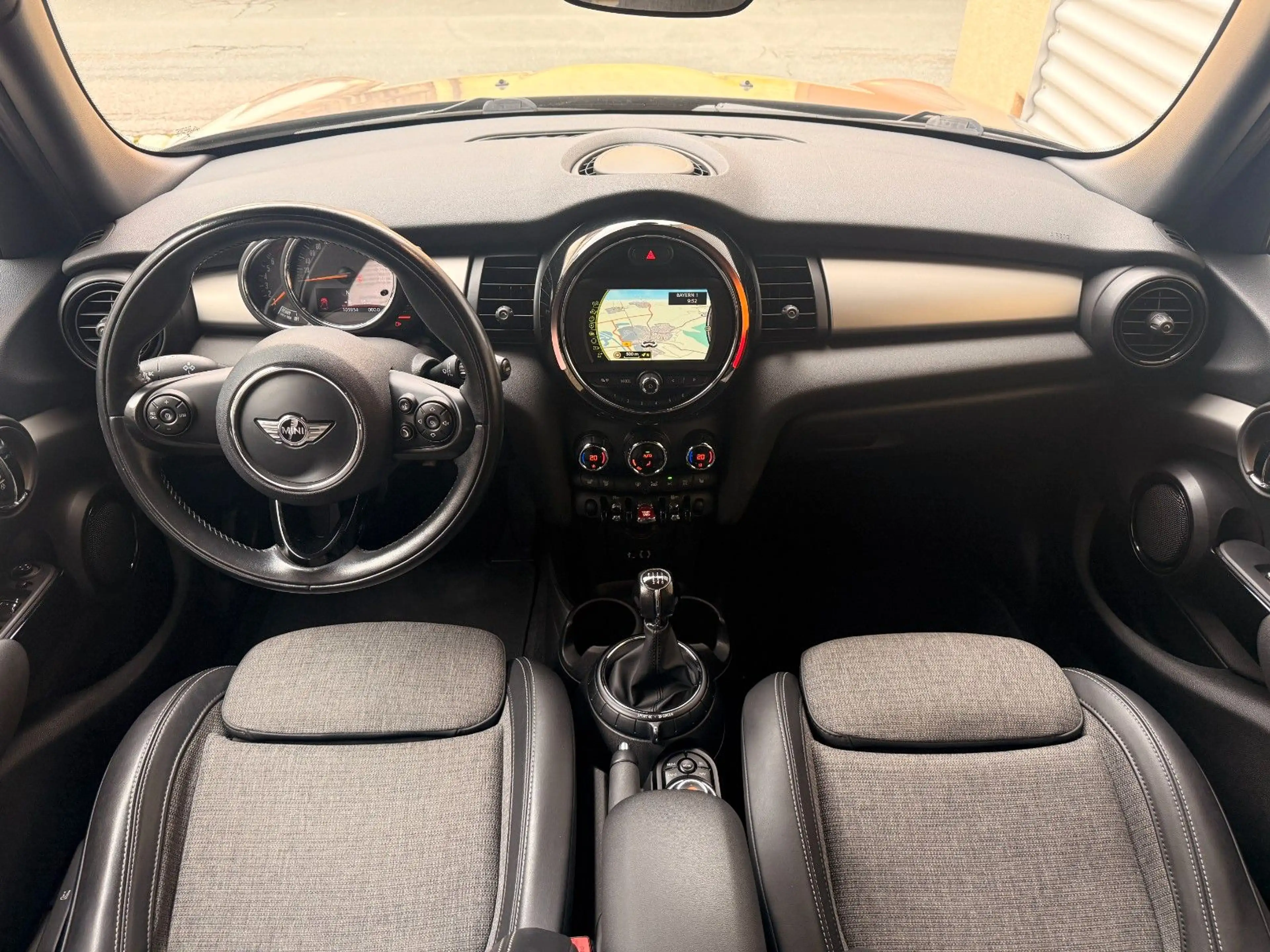 MINI Cooper S Chili / Navi LED PDC DAB SportS MuFu — photo 12