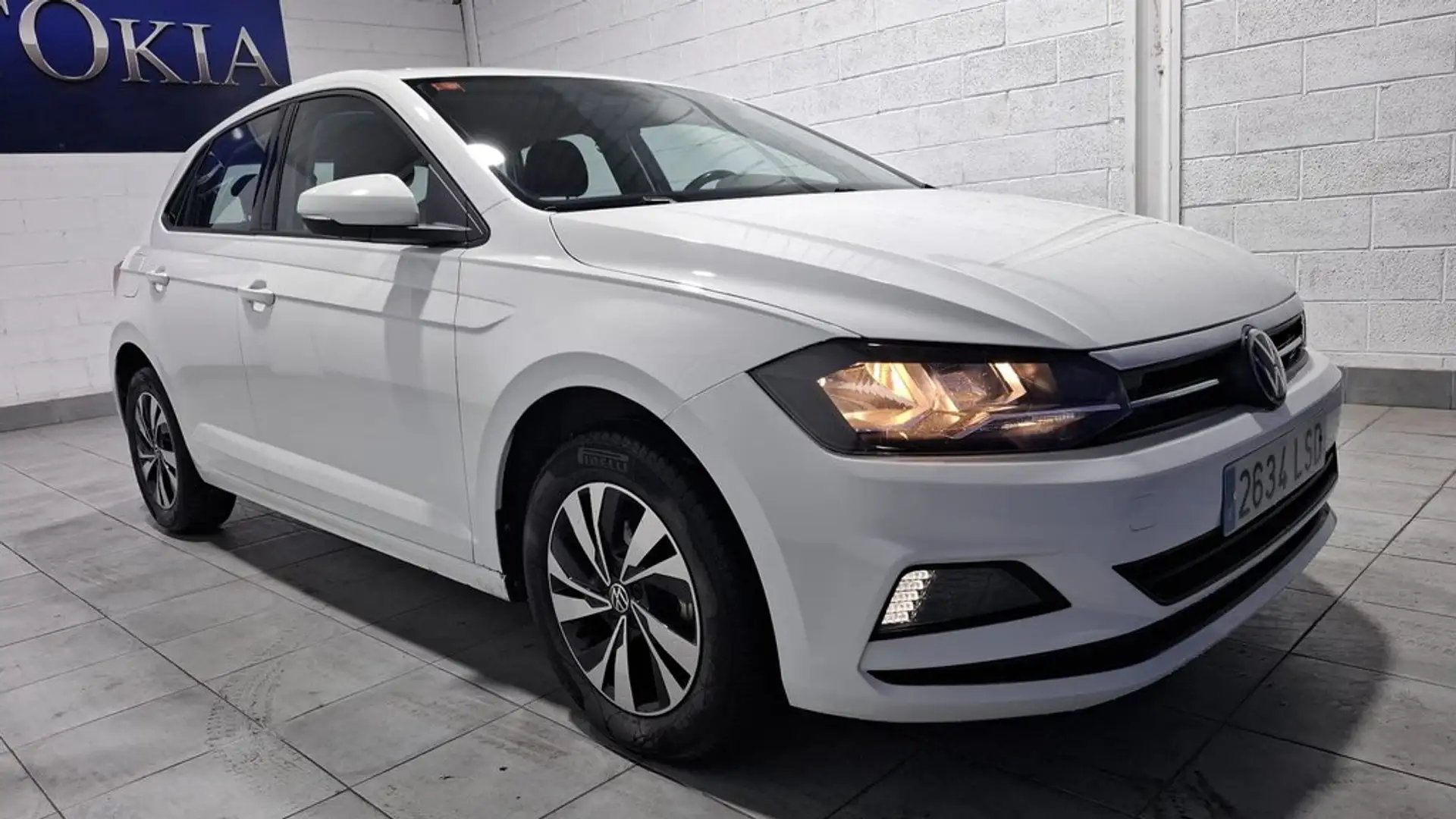 Volkswagen Polo Advance 1.0 TSI 70kW (95CV) Weiß - 2