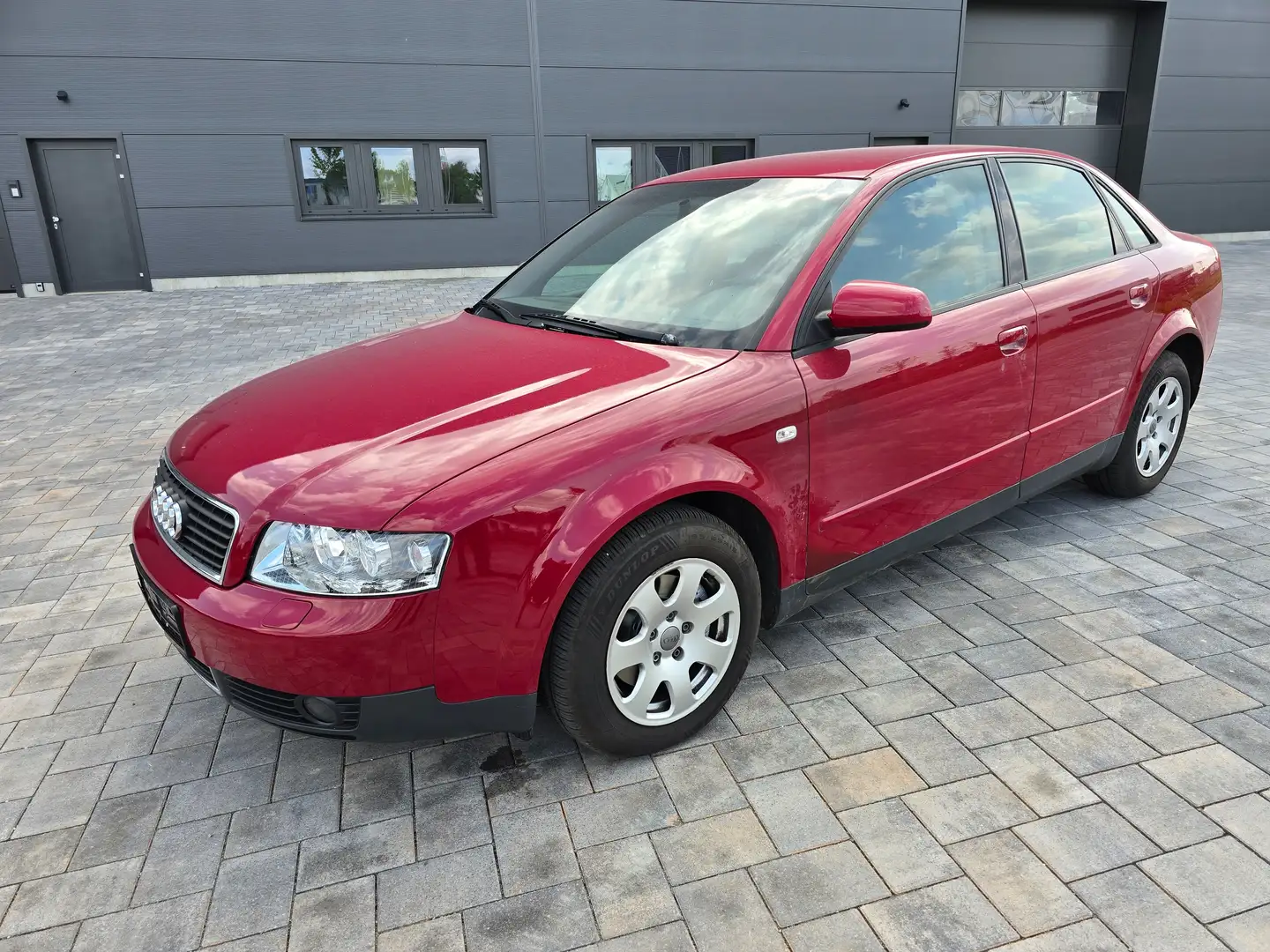Audi A4 2.0 Rot - 1