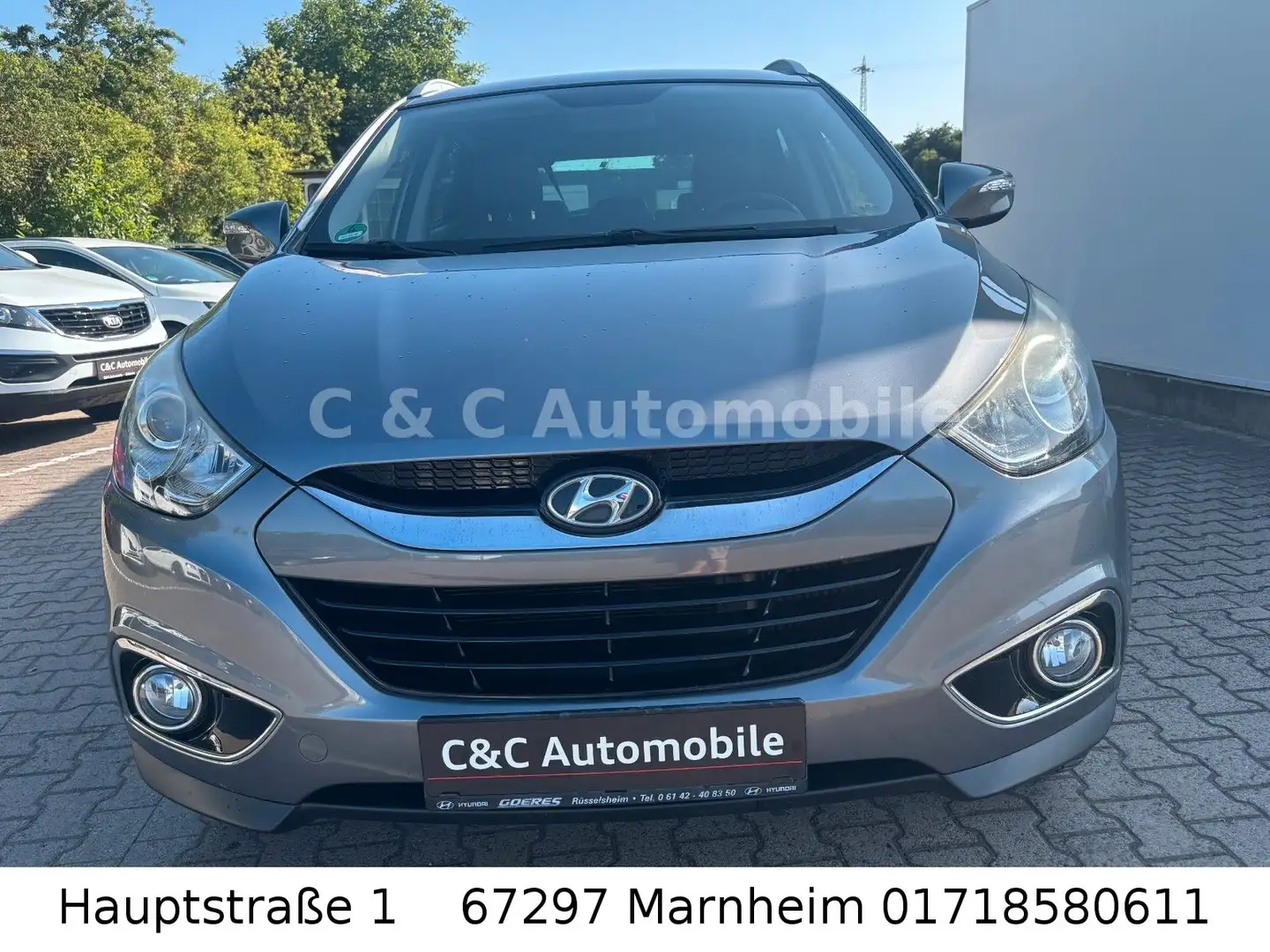 Hyundai iX35 2.0 CRDi  Style 4WD Automatik/Stand-Sitzhei - 2