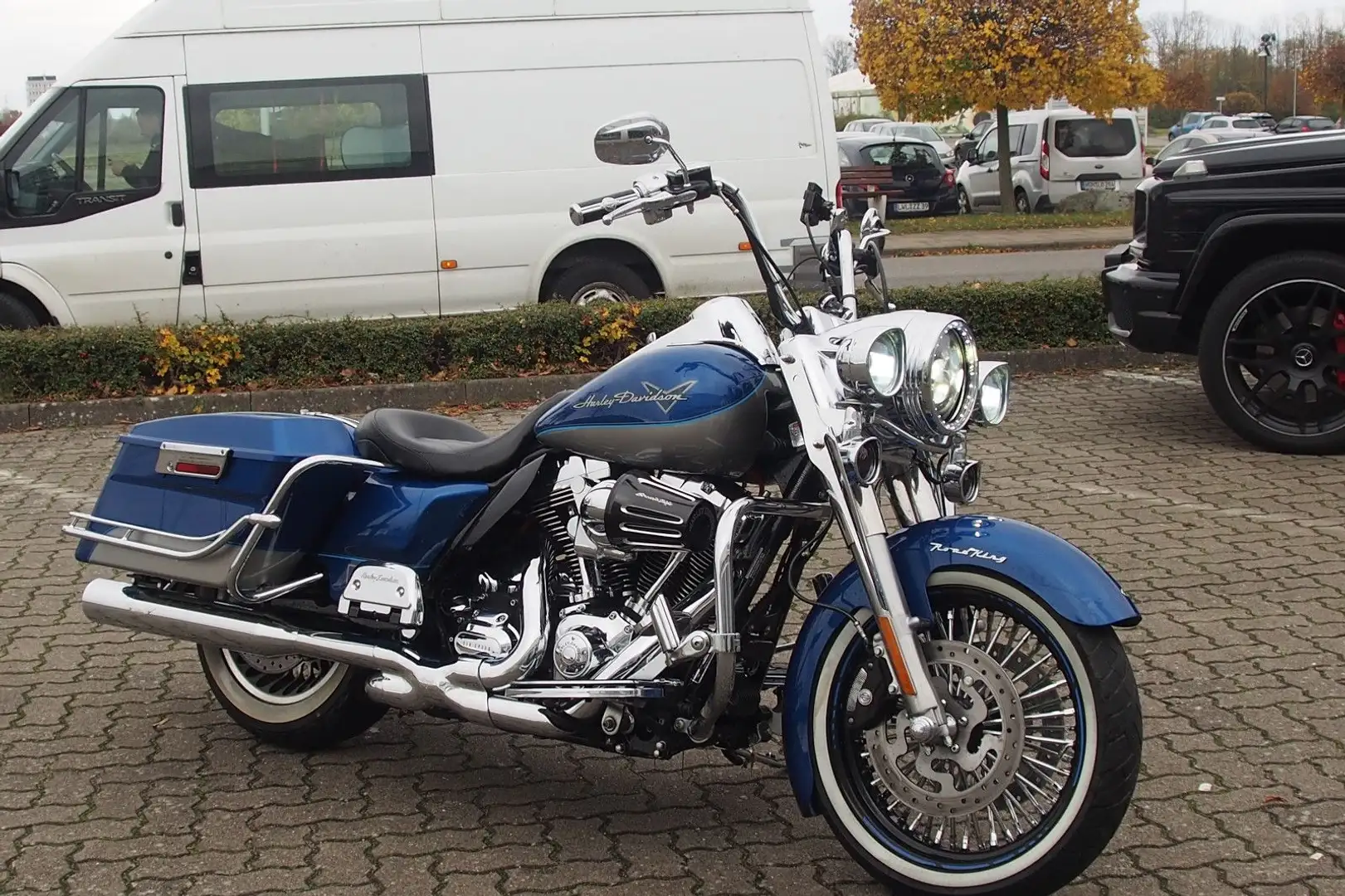 Harley-Davidson Road King Custom FLHR /Klappenauspuff/Koffer/LED Blue - 1