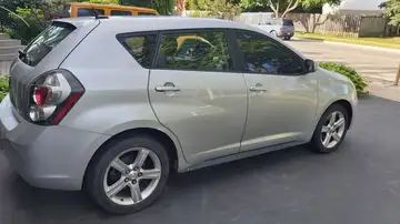 Pontiac Vibe - Canadian Prices, Specs, Photos | AutoTrader.ca