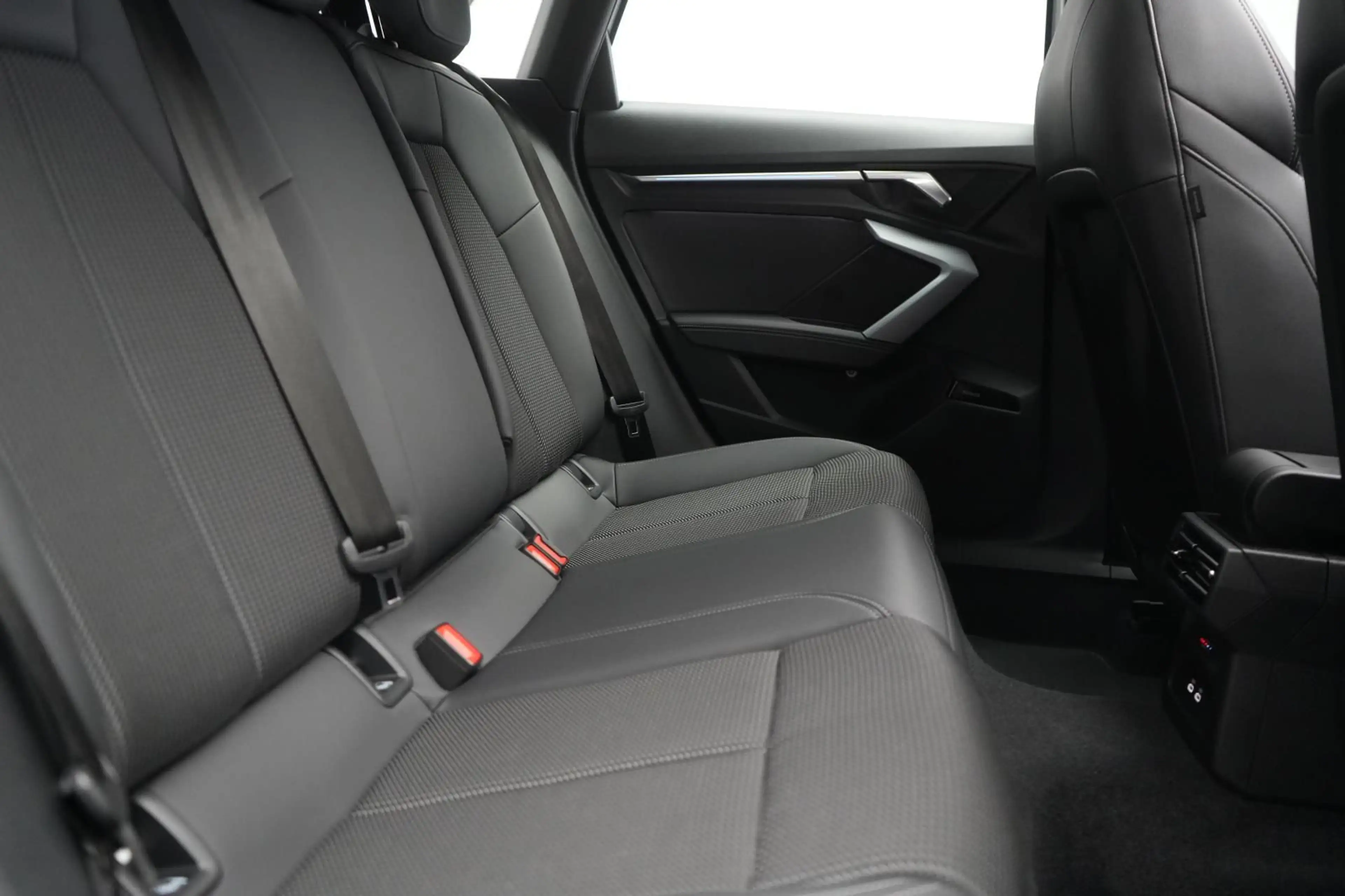 Audi A3 TDI Sportback S tronic S line ACC/Kamera/Pano — photo 15