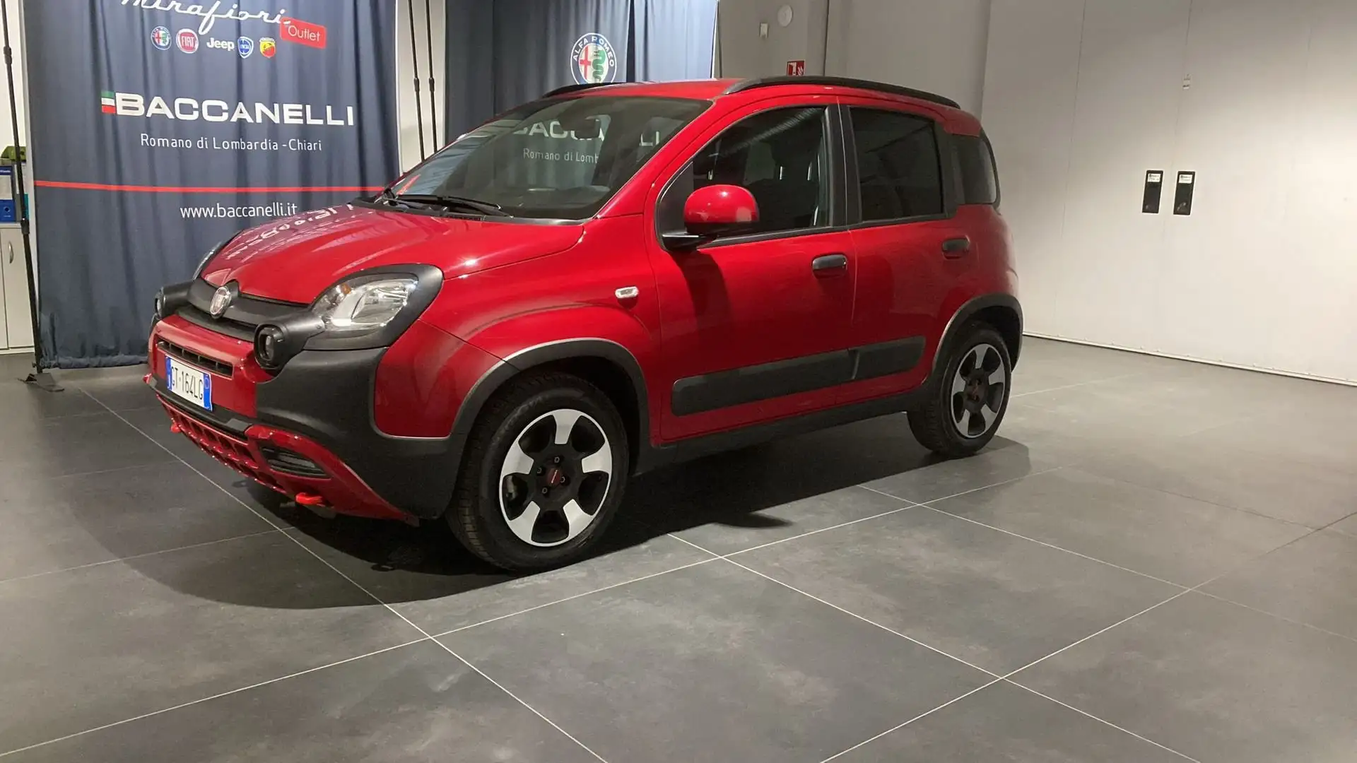Fiat Panda 1.0 FireFly S&S Hybrid Rosso - 1