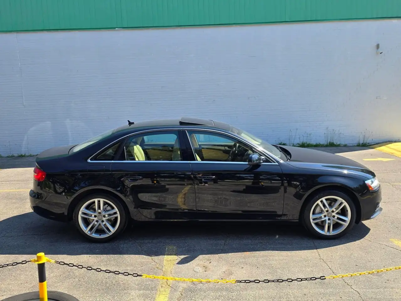 Audi A4 снимка Audi A4