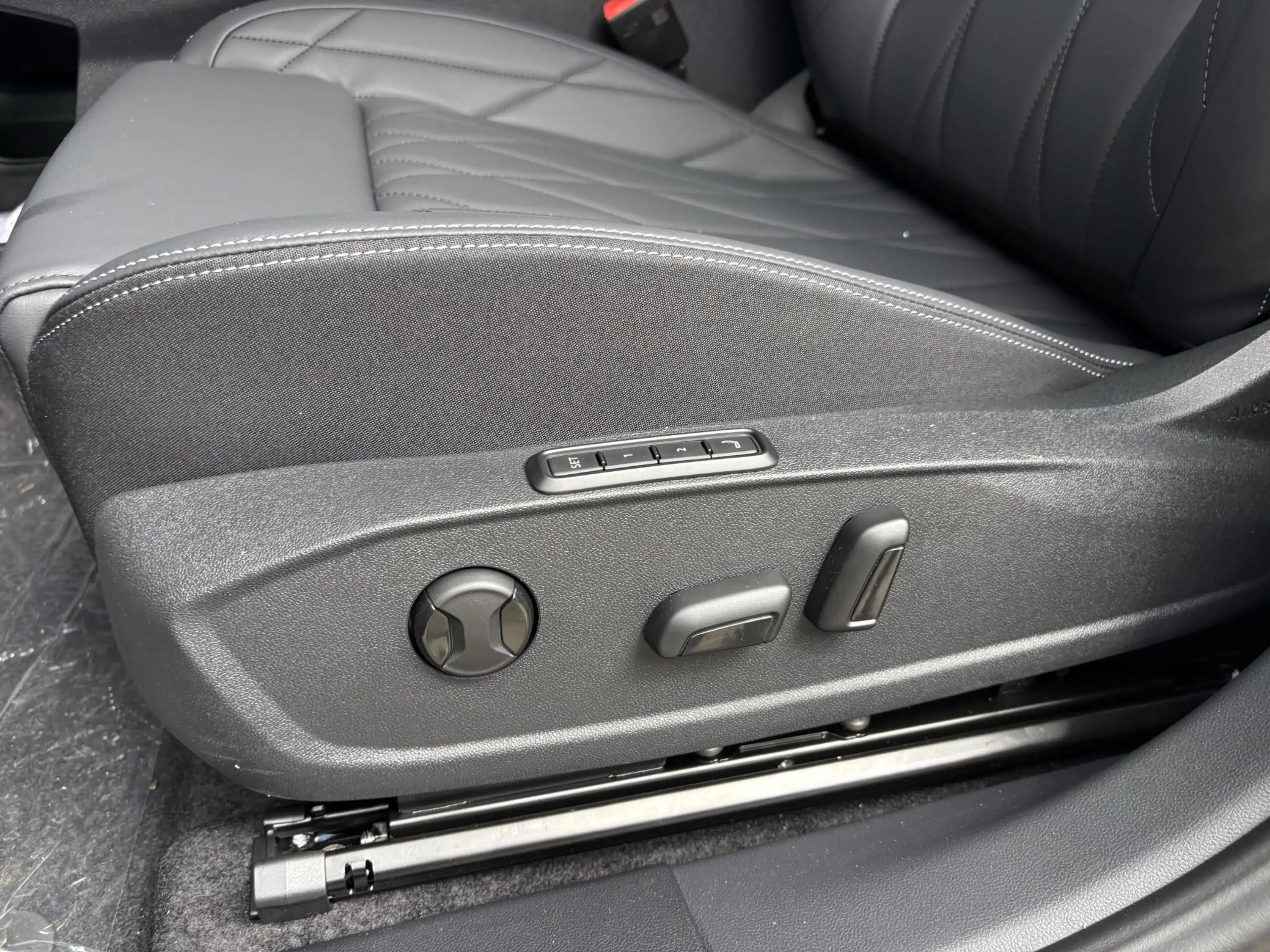 Ford Capri Premium Extended Range RWD 79 kWh | 21 inch | Pano — photo 6