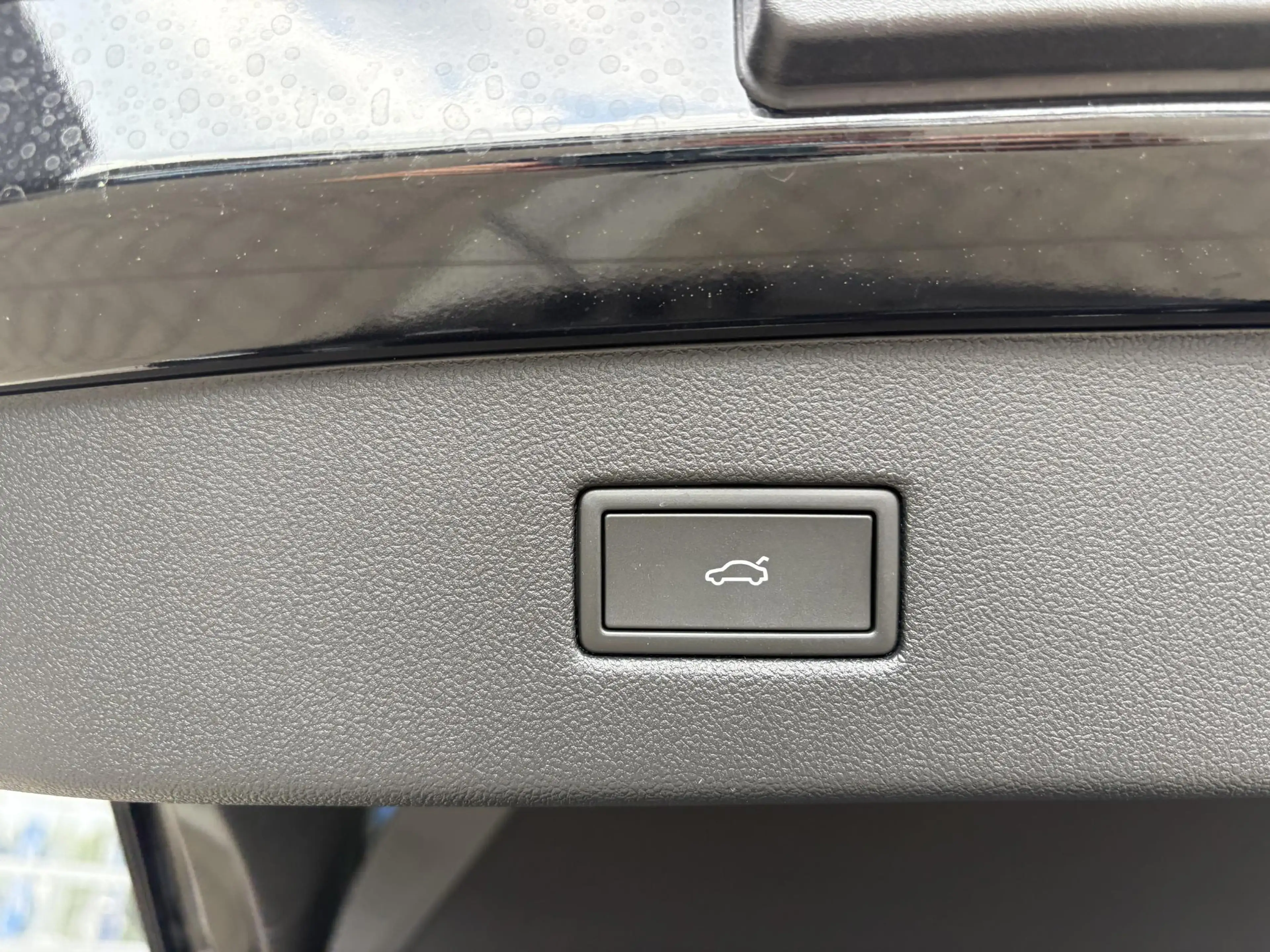 Ford Capri Premium Extended Range RWD 79 kWh | 21 inch | Pano — photo 21