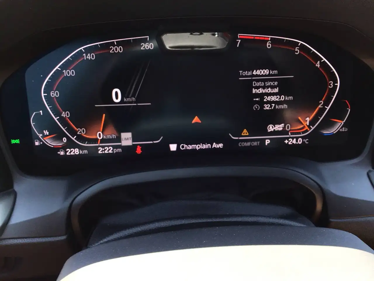 BMW 3 Series снимка BMW 3 Series