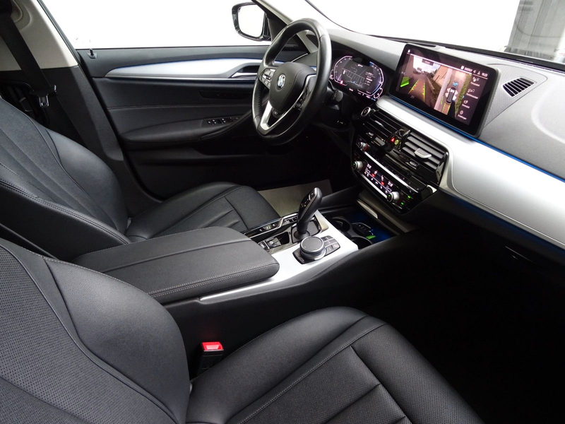 BMW 530 e Touring Aut Navi Leder Laser HUD H/K Keyl. — photo 8