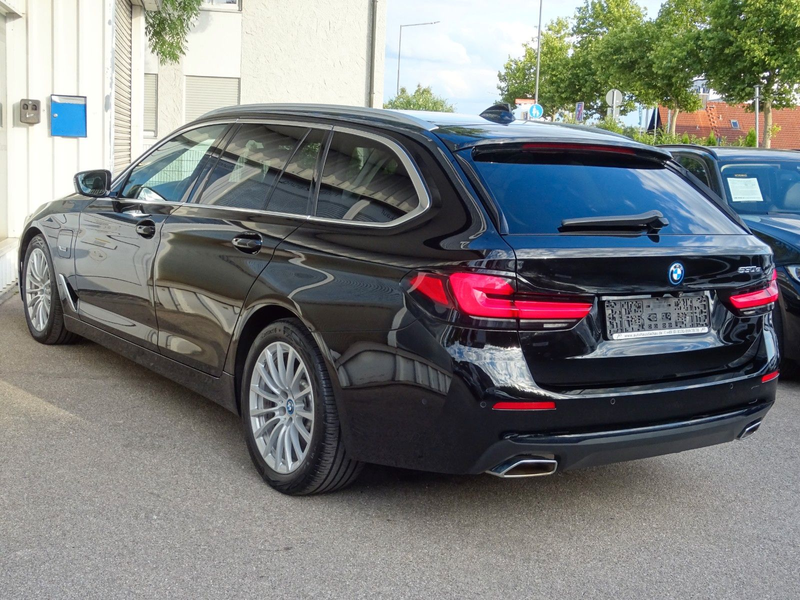 BMW 530 e Touring Aut Navi Leder Laser HUD H/K Keyl. — photo 4
