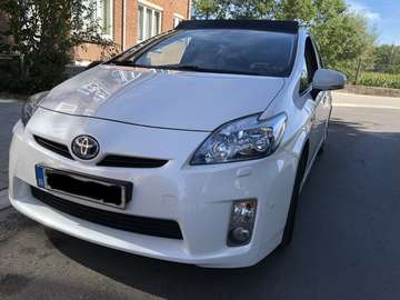 Hybrid 1.8i VVT-i Sol