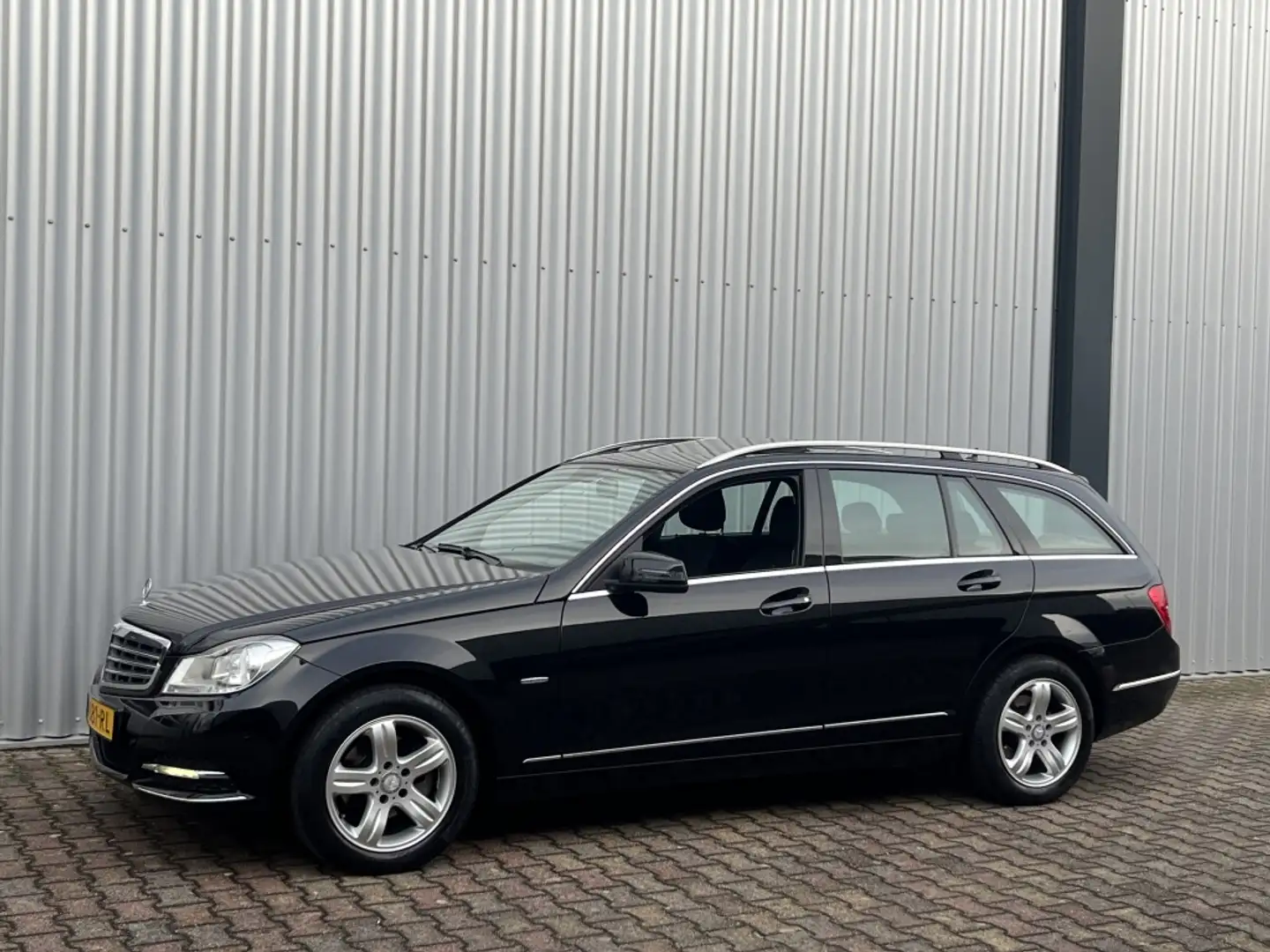 Mercedes-Benz C 180 Estate Business Class Elegance | Open Dak | Naviga Schwarz - 2