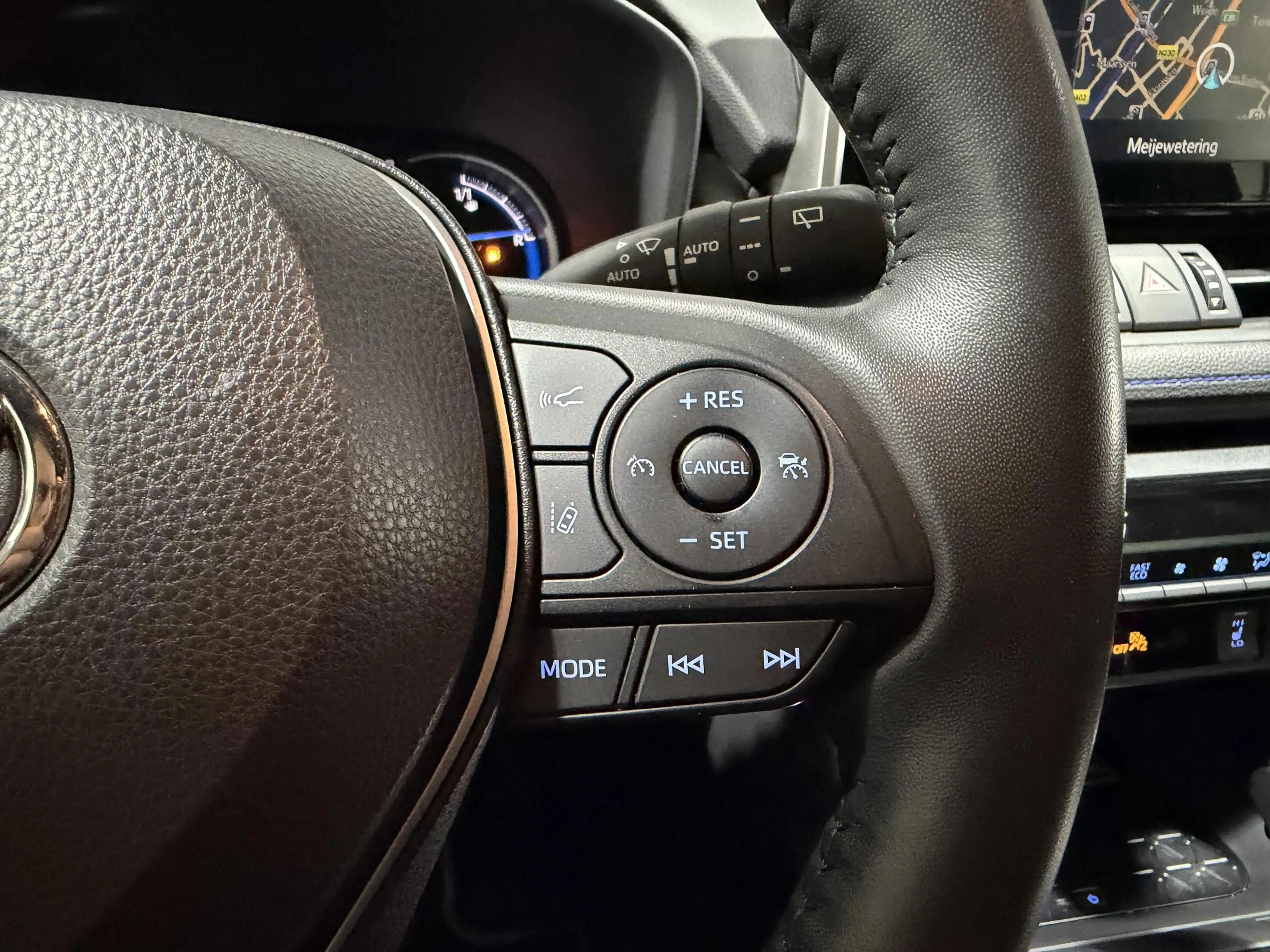 Toyota RAV 4 2.5 Hybrid Style | Trekhaak met afneembare kogel | — photo 12