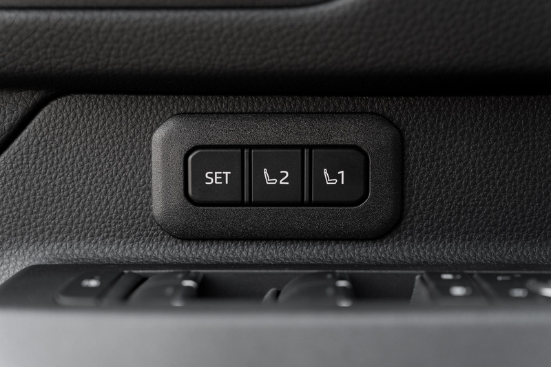 Toyota Land Cruiser 2.8 D-4D Blind Van Navigator — photo 39