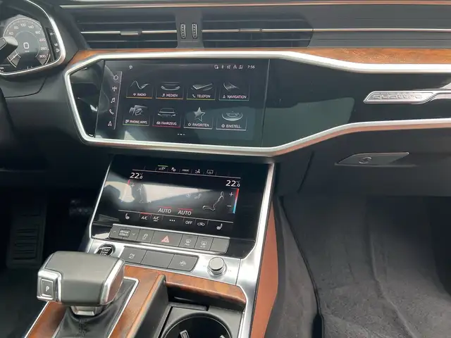 Audi A7 view 11