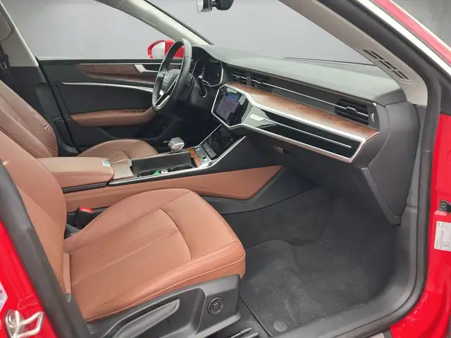 Audi A7 view 13