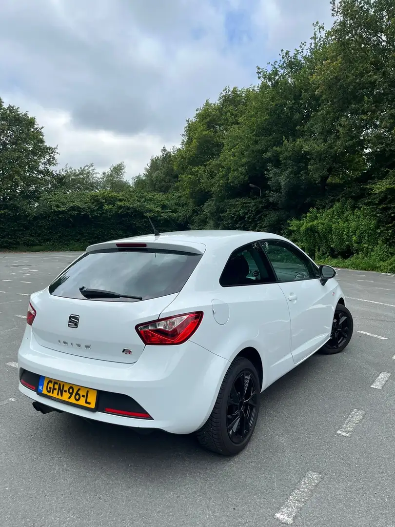 SEAT Ibiza SC 1.2 TSI FR Wit - 2