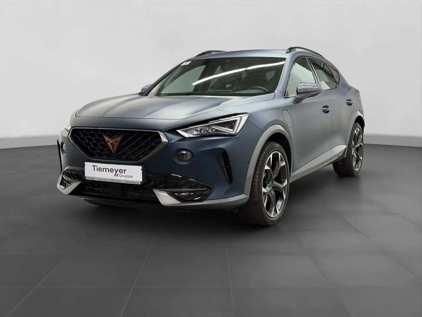 CUPRA Formentor VZ eHybrid LM19 AHK eKLAPPE MATT-LACK Blau - 2