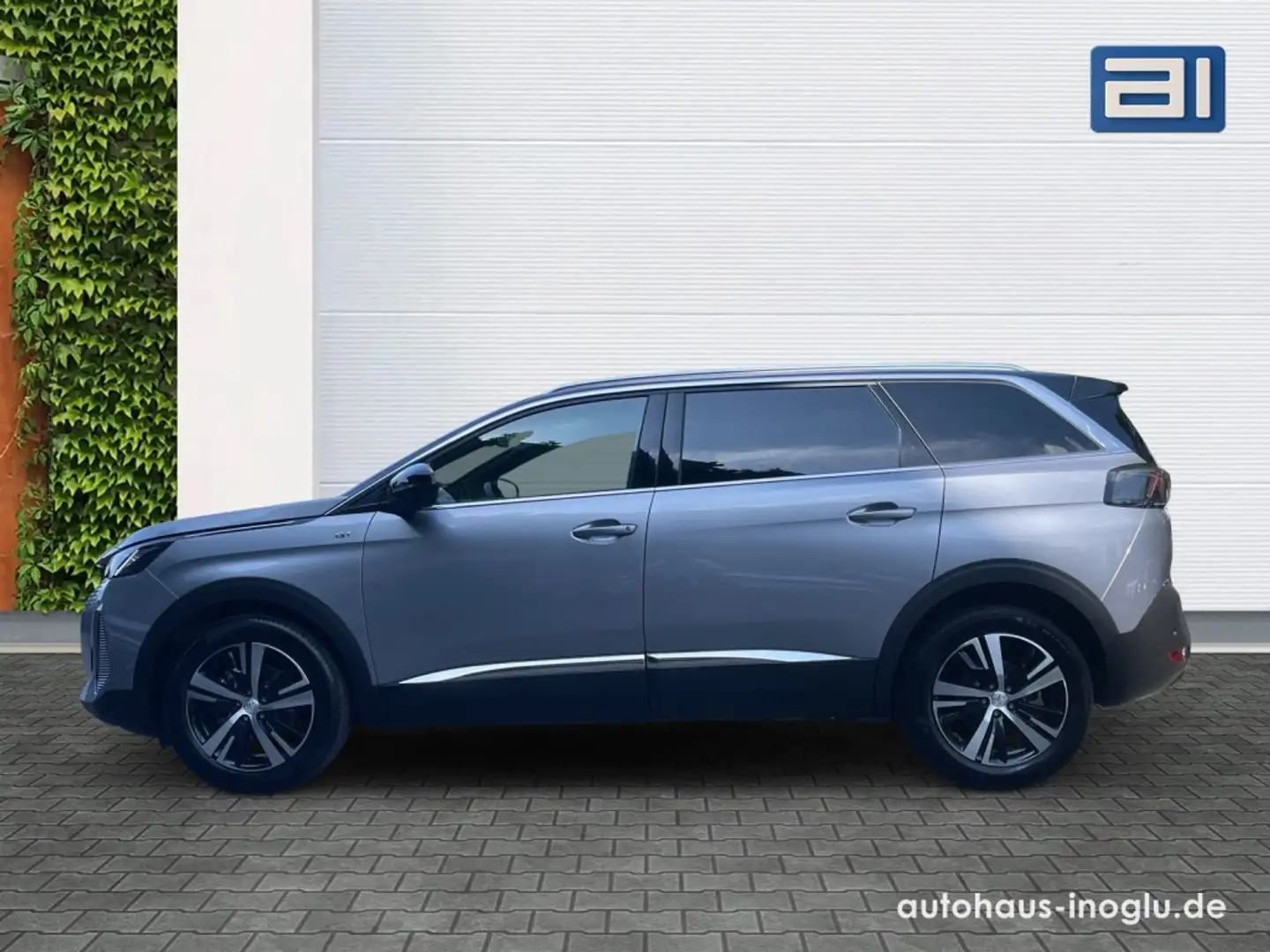 Peugeot 5008 1.2 GT*7Sitz*ACC*Kam*Navi*Shz*LED*el.Heck* Grau - 2