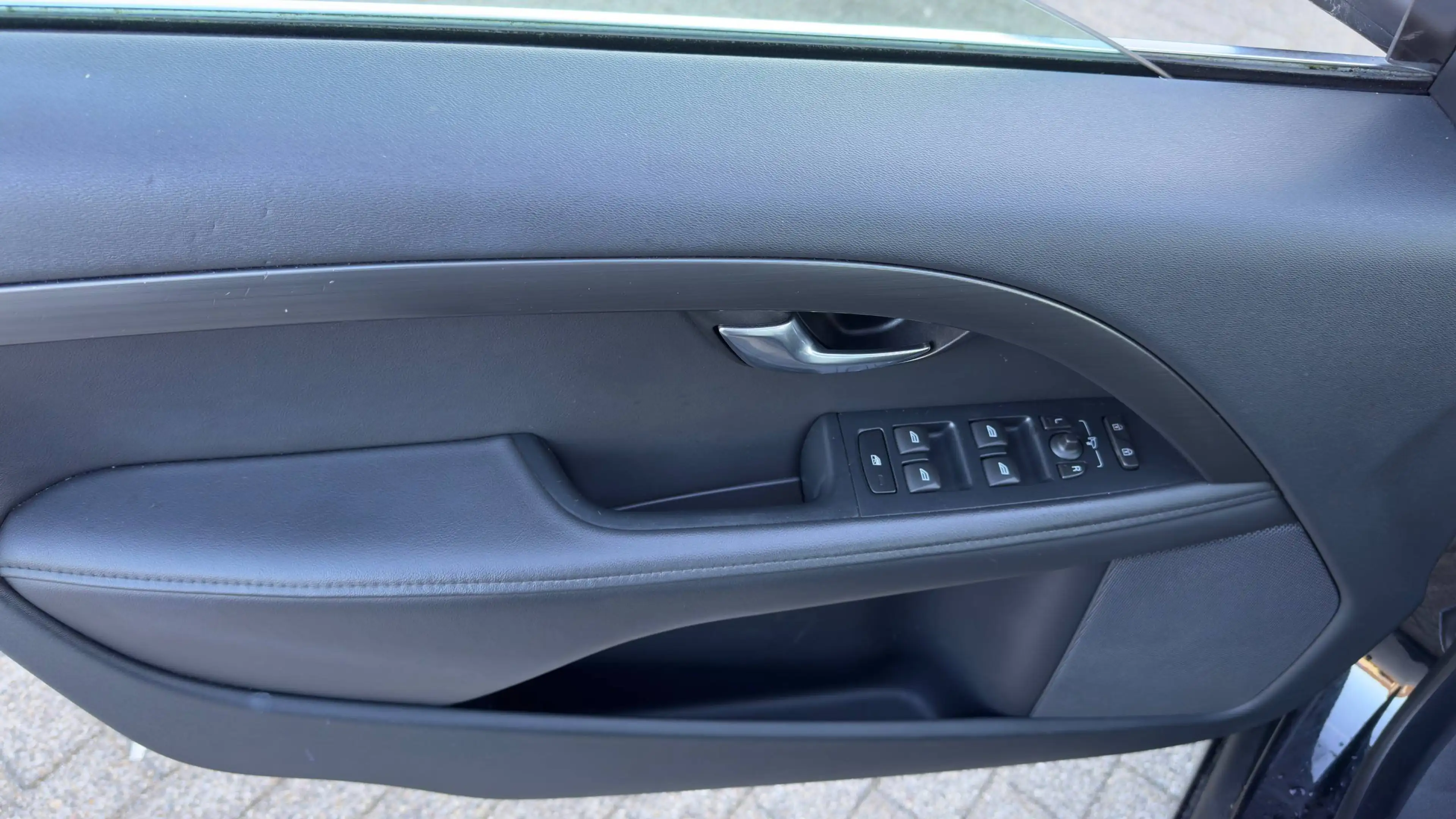 Volvo V70 1.6 D2 Nordic+ — photo 10