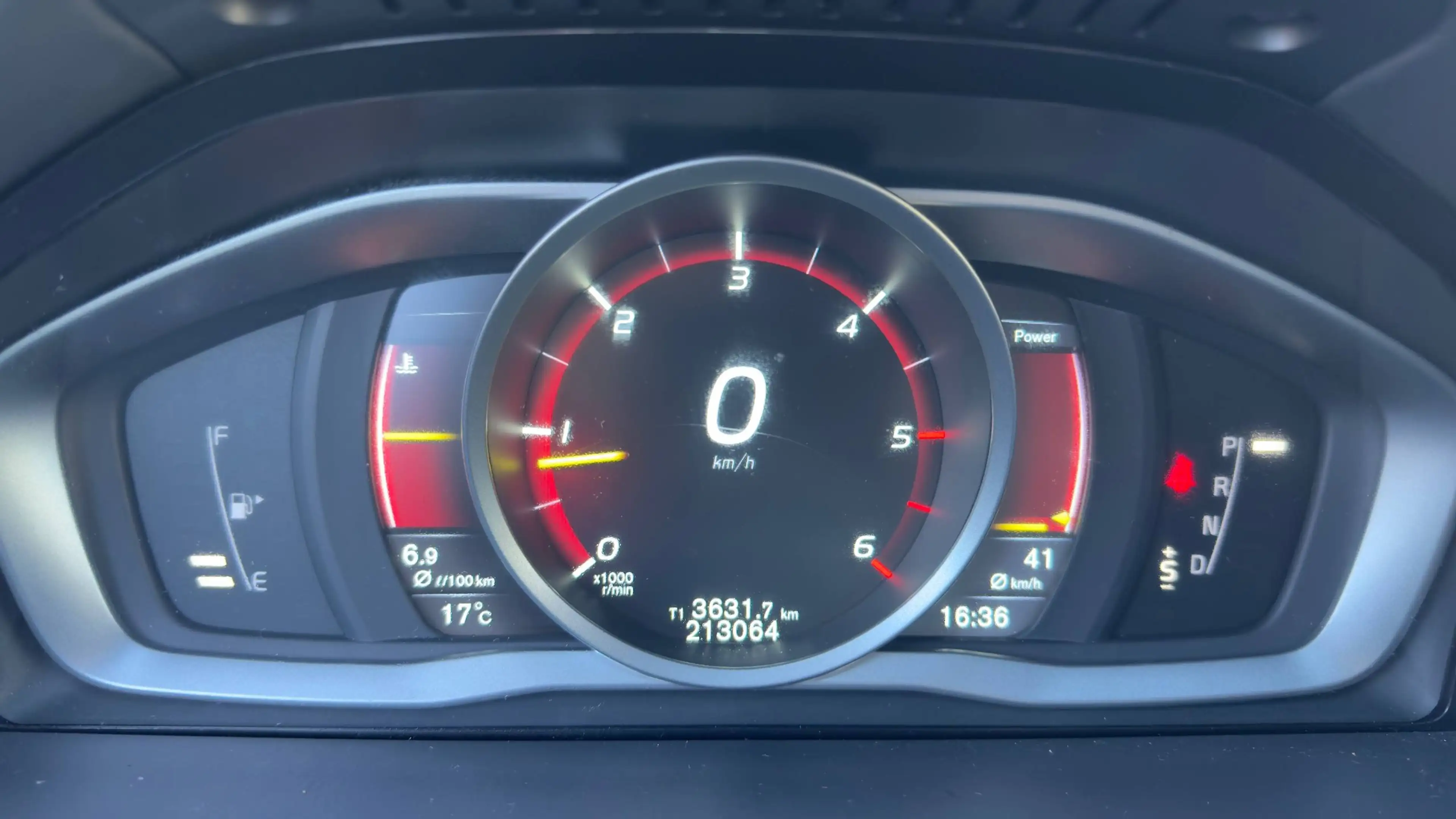 Volvo V70 1.6 D2 Nordic+ — photo 6