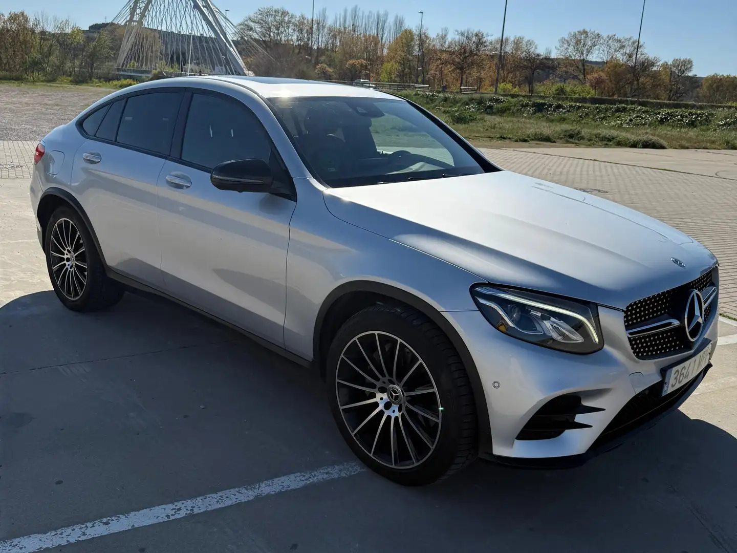 Mercedes-Benz GLC 350 Coupé 350d 4Matic Aut. Plateado - 2