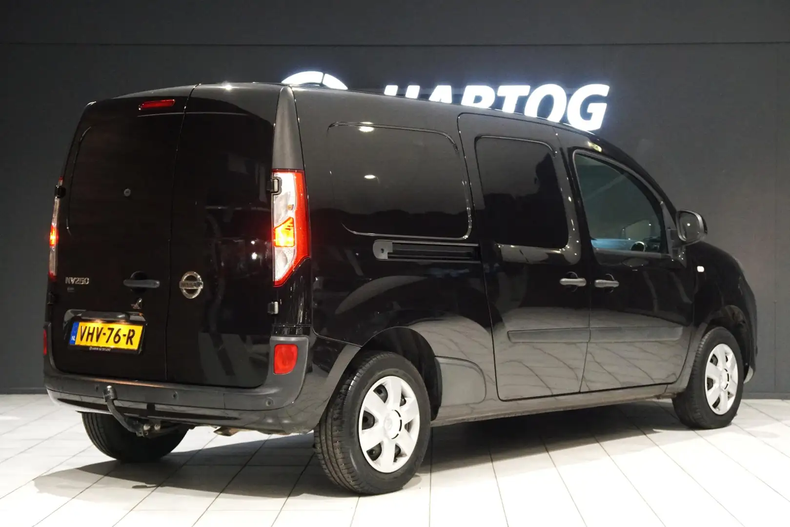 Nissan NV250 1.5 dCi 95 L2H1 Optima + TREKHAAK / CAMERA / SCHUI Zwart - 2