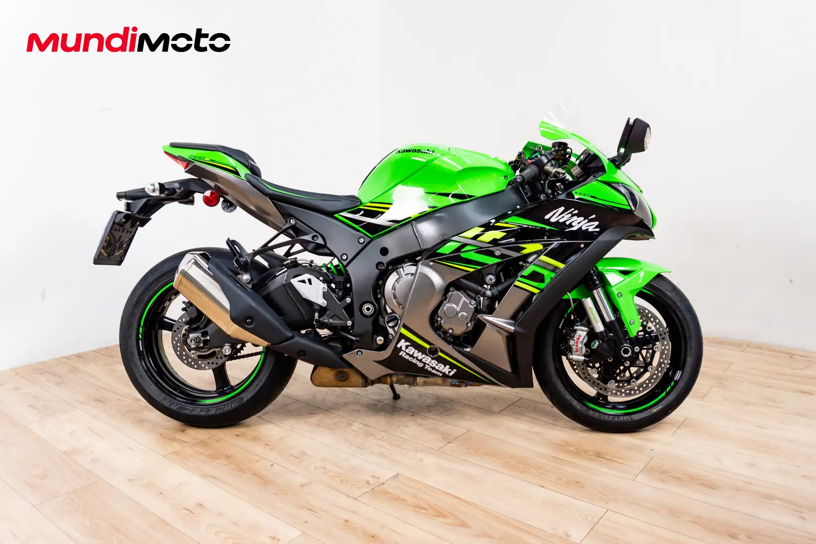 Kawasaki Ninja ZX-10R - 1