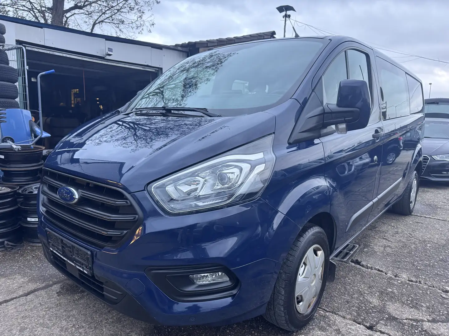 Ford Transit Custom 300 L2 Trend 5 Sitze HU und Wartung-Zahnriemen Neu Blau - 1